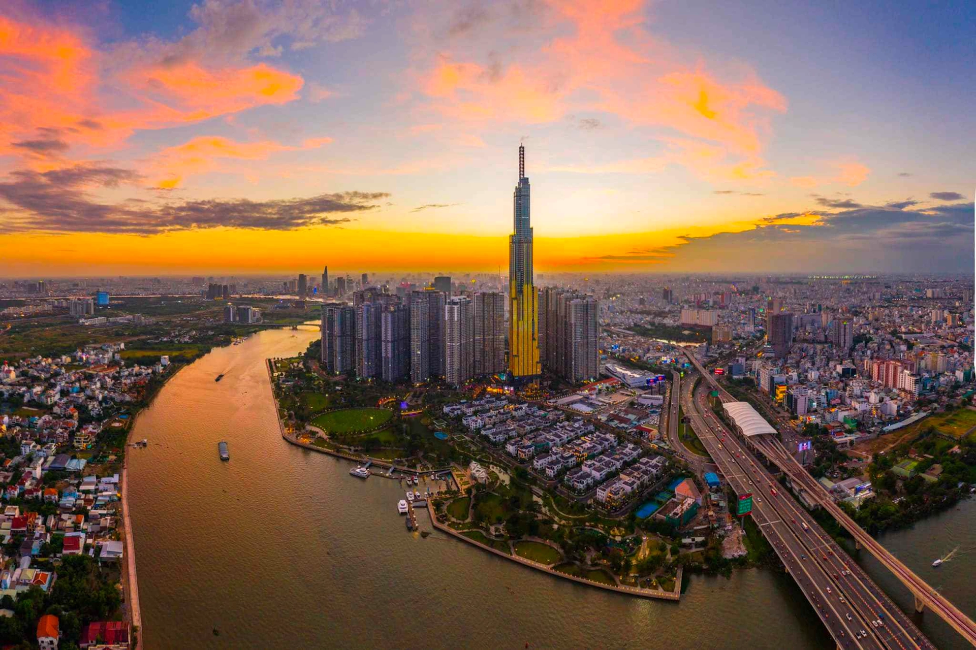 Thị trường bất động sản có phục hồi trở lại khi hạ lãi suất và hạ bao nhiêu?