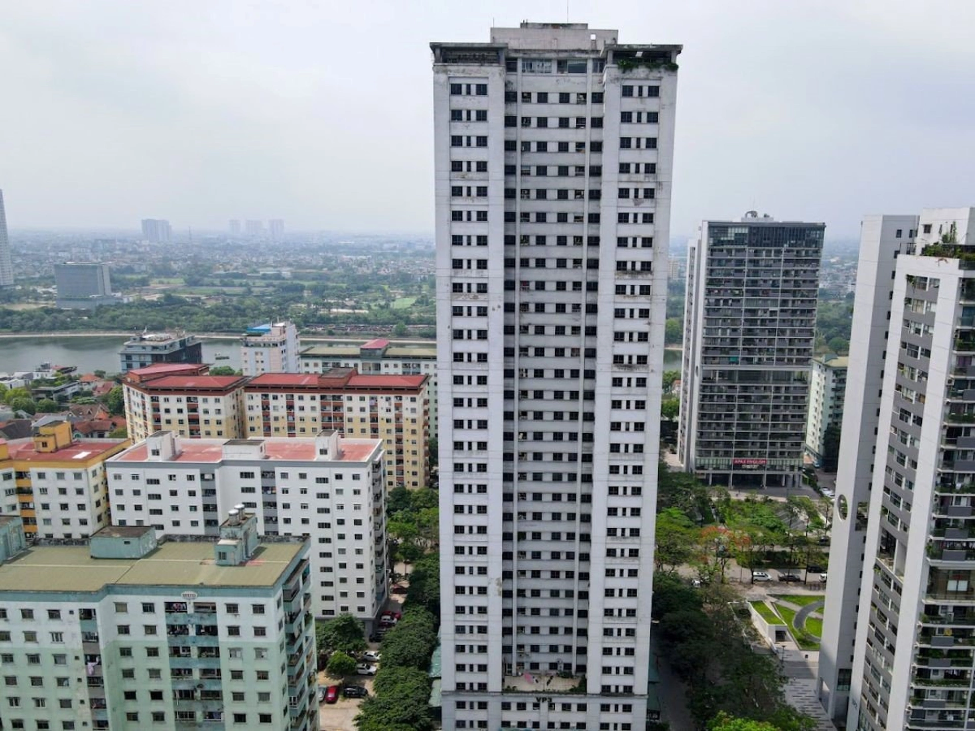 Chung cư VP3 Linh Đàm quận Hoàng Mai địa chỉ cụ thể ở đâu?