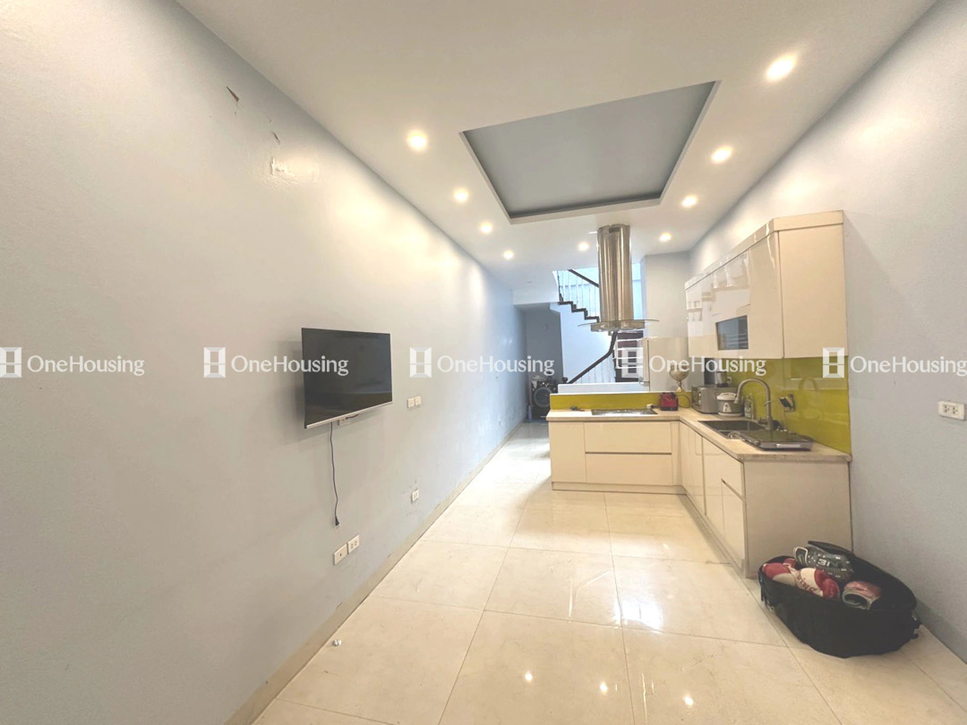 Nhà mặt ngõ cách Lạc Long Quân 150m, P. Nhật Tân, Q. Tây Hồ, TP. Hà Nội