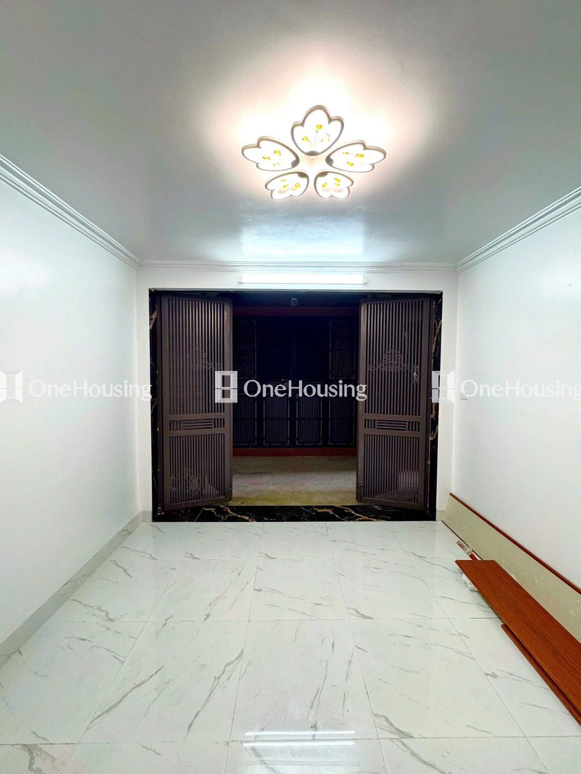 Nhà mặt ngõ cách Lê Văn Hiến 30m, P. Đông Ngạc, Q. Bắc Từ Liêm, TP. Hà Nội