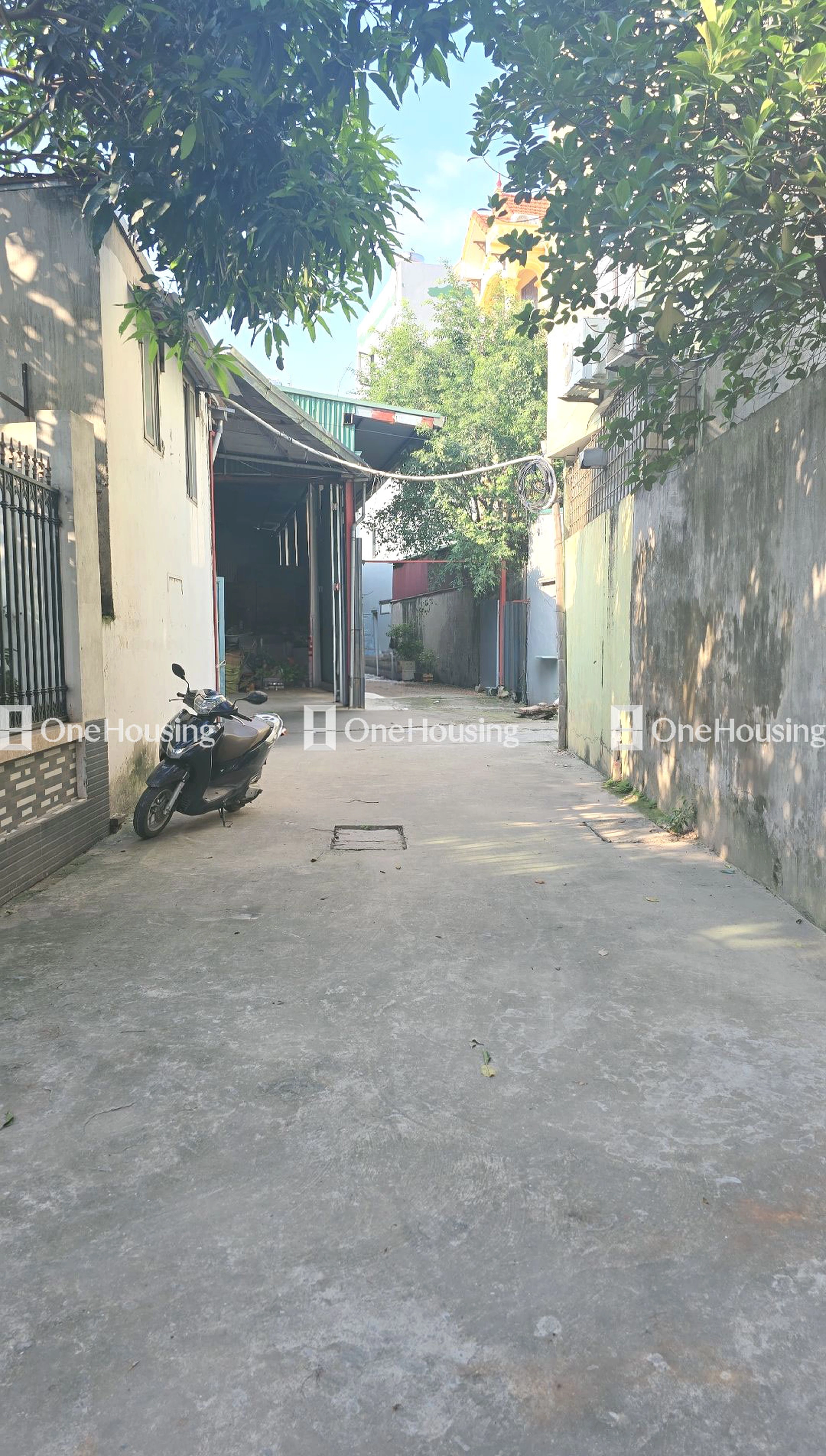 Nhà mặt ngõ cách Đường Hà Huy Tập 50m, TT. Yên Viên, H. Gia Lâm, TP. Hà Nội