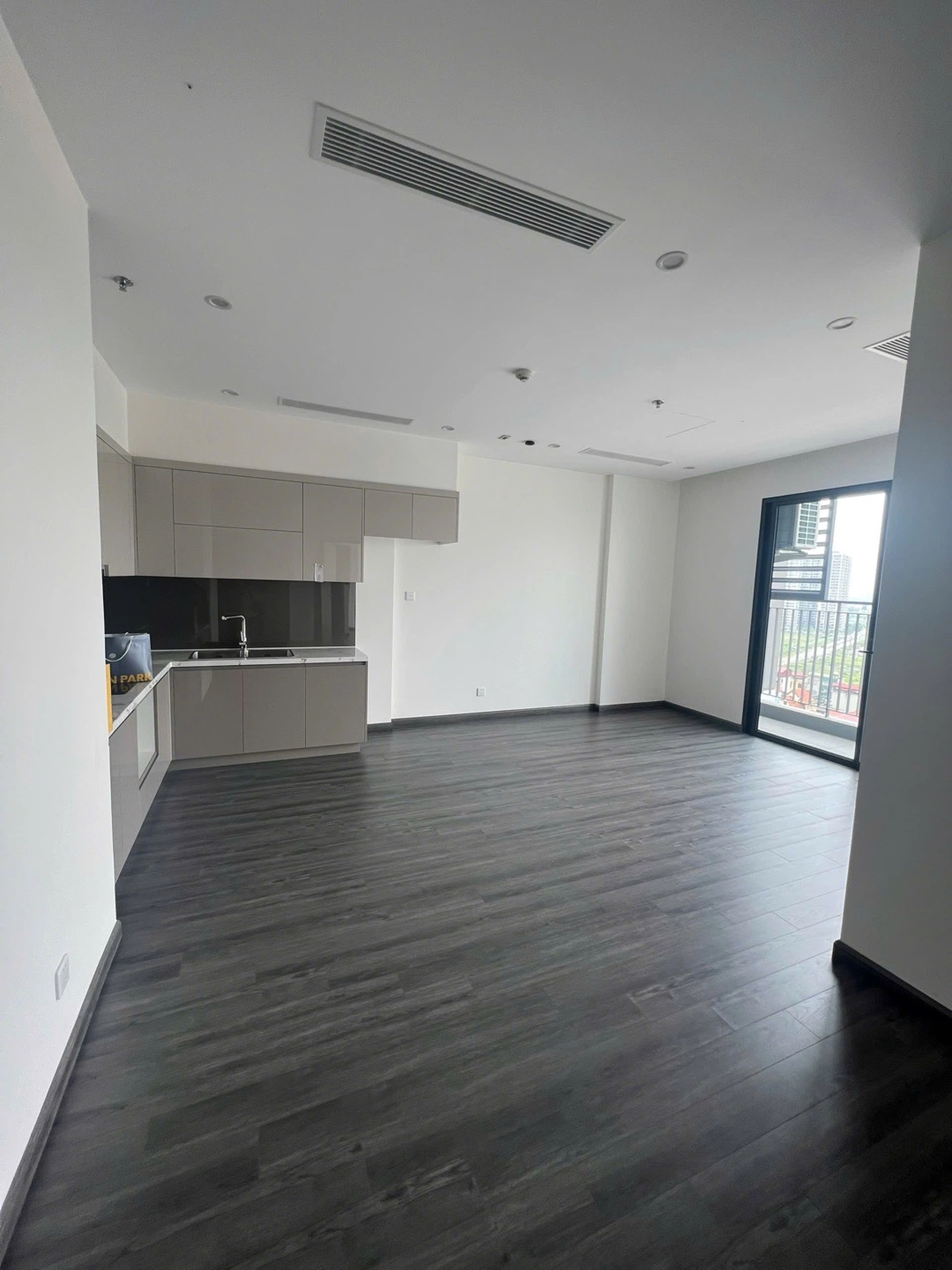 Căn 2PN toà R1.02 - The Zenpark - Vinhomes Ocean Park