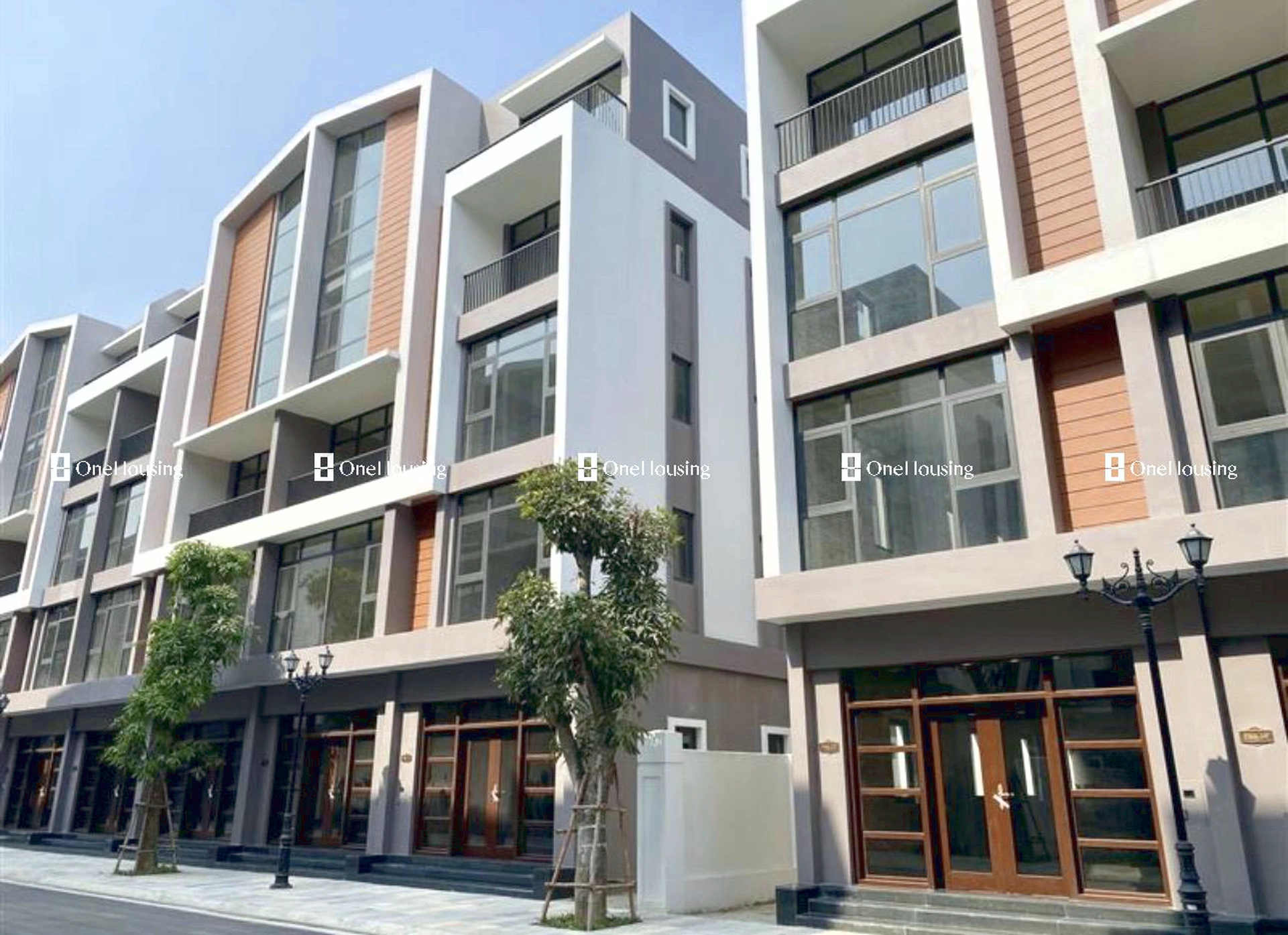 Nhà liền kề Phố Biển - Vinhomes Ocean Park 3 - The Crown