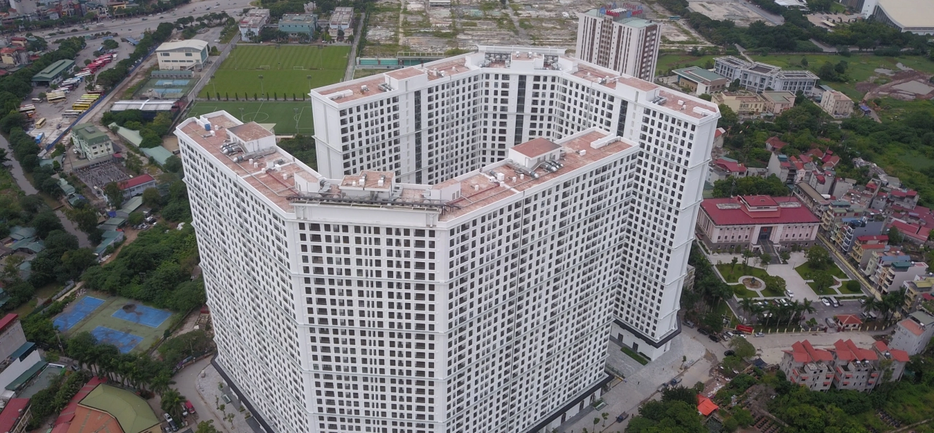 anh Can ho chung cu du an Emerald Center Park 3