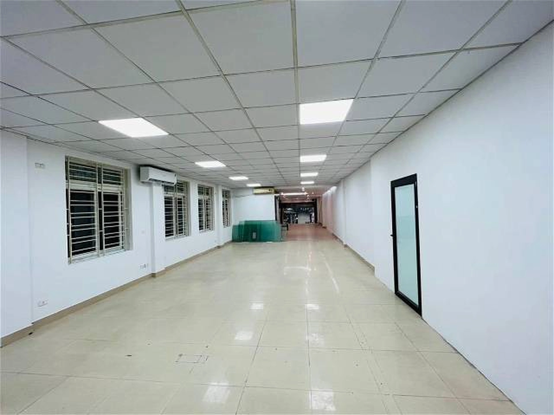 Nhà mặt phố Hoàng Văn Thái, P. Khương Trung, Q. Thanh Xuân, TP. Hà Nội