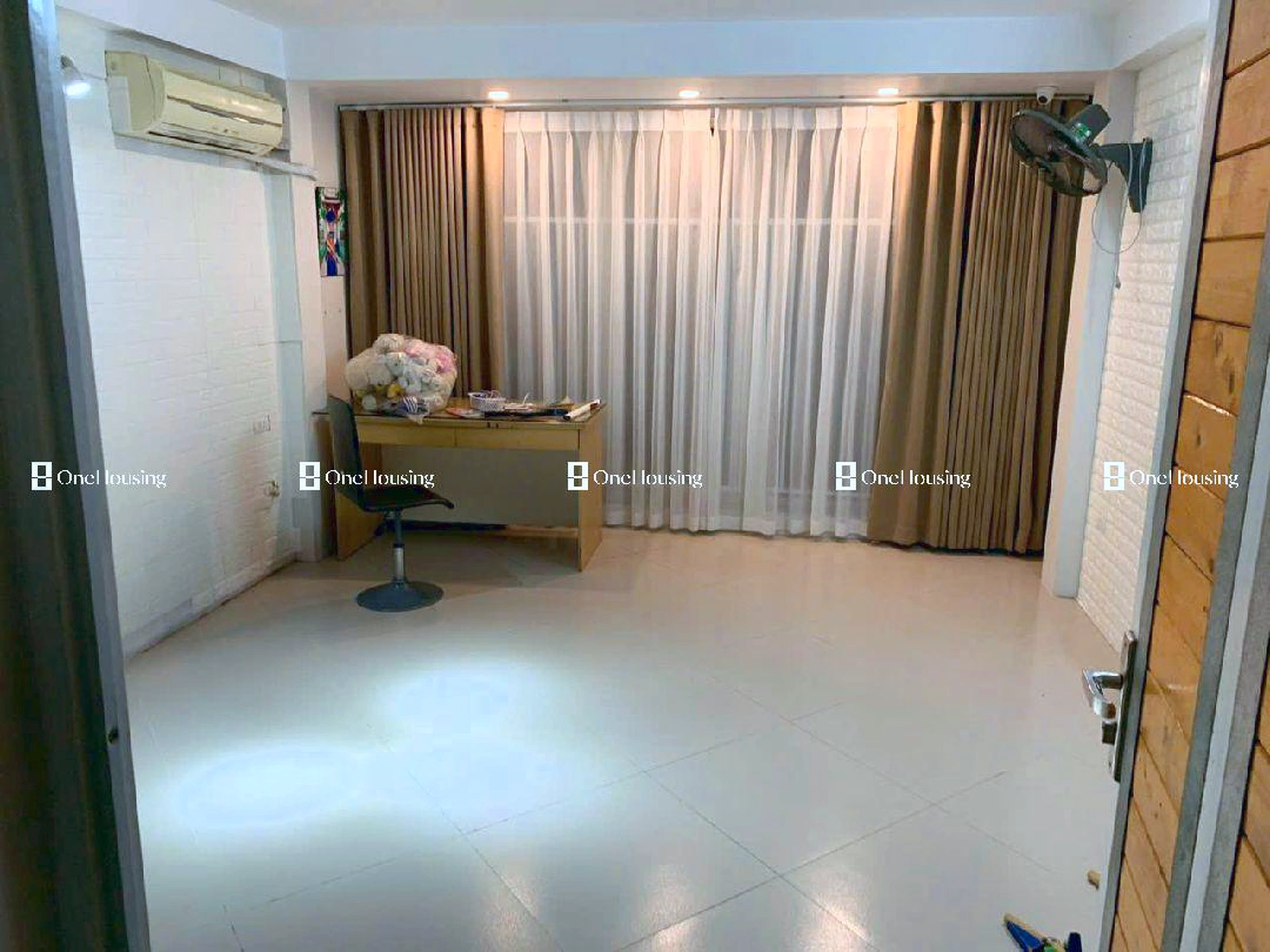 Nhà mặt ngõ cách An Dương Vương 100m, P. Phú Thượng, Q. Tây Hồ, TP. Hà Nội