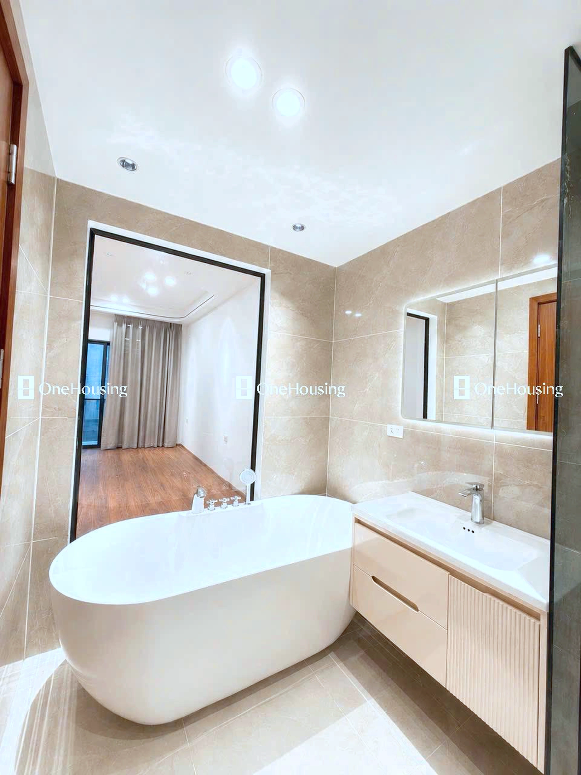 Nhà mặt ngõ cách Hoa Lâm 60m, P. Việt Hưng, Q. Long Biên, TP. Hà Nội