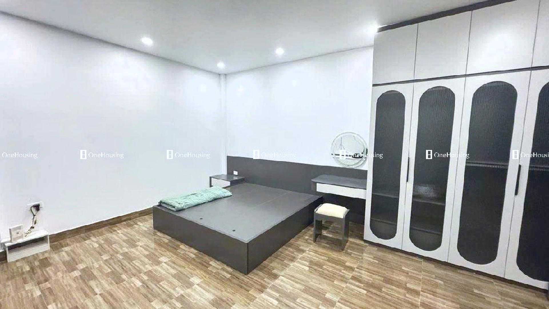 Nhà mặt ngõ cách Nguyễn Khoái (bên trong đê) 20m, P. Vĩnh Tuy, Q. Hai Bà Trưng, TP. Hà Nội