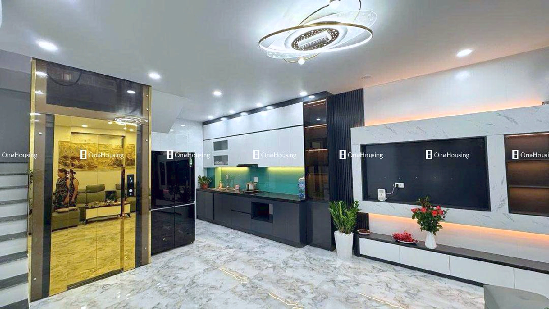 Nhà mặt ngõ cách Nguyễn Khoái (bên trong đê) 20m, P. Vĩnh Tuy, Q. Hai Bà Trưng, TP. Hà Nội
