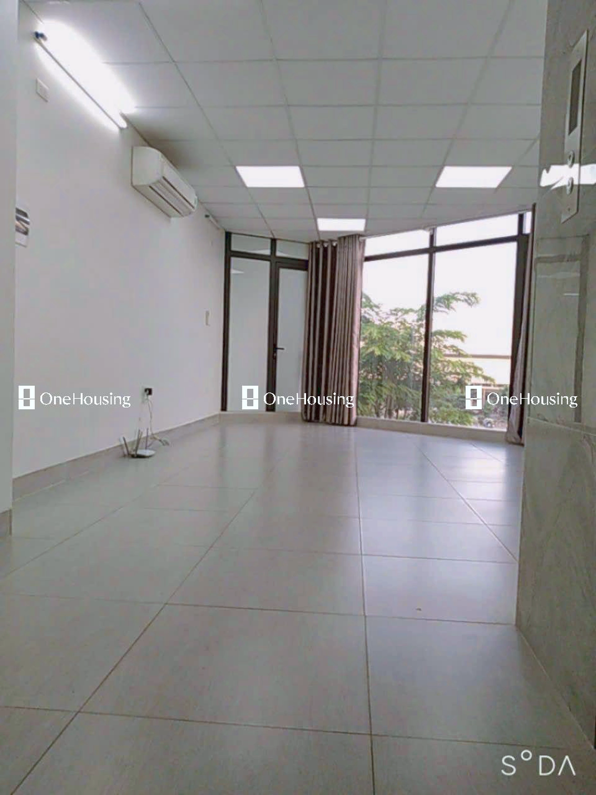 Nhà mặt phố Phạm Văn Đồng, P. Xuân Đỉnh, Q. Bắc Từ Liêm, TP. Hà Nội