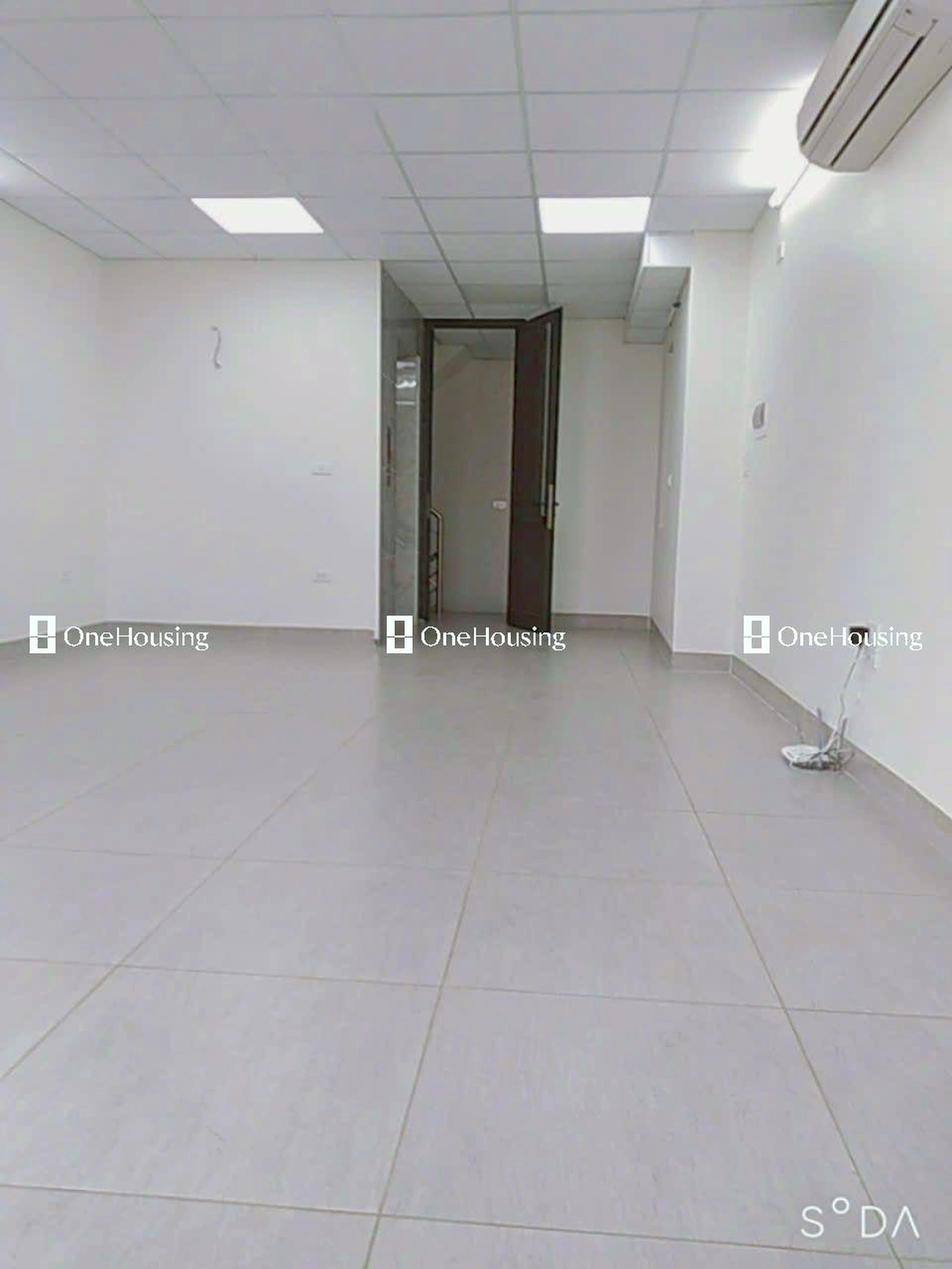 Nhà mặt phố Phạm Văn Đồng, P. Xuân Đỉnh, Q. Bắc Từ Liêm, TP. Hà Nội