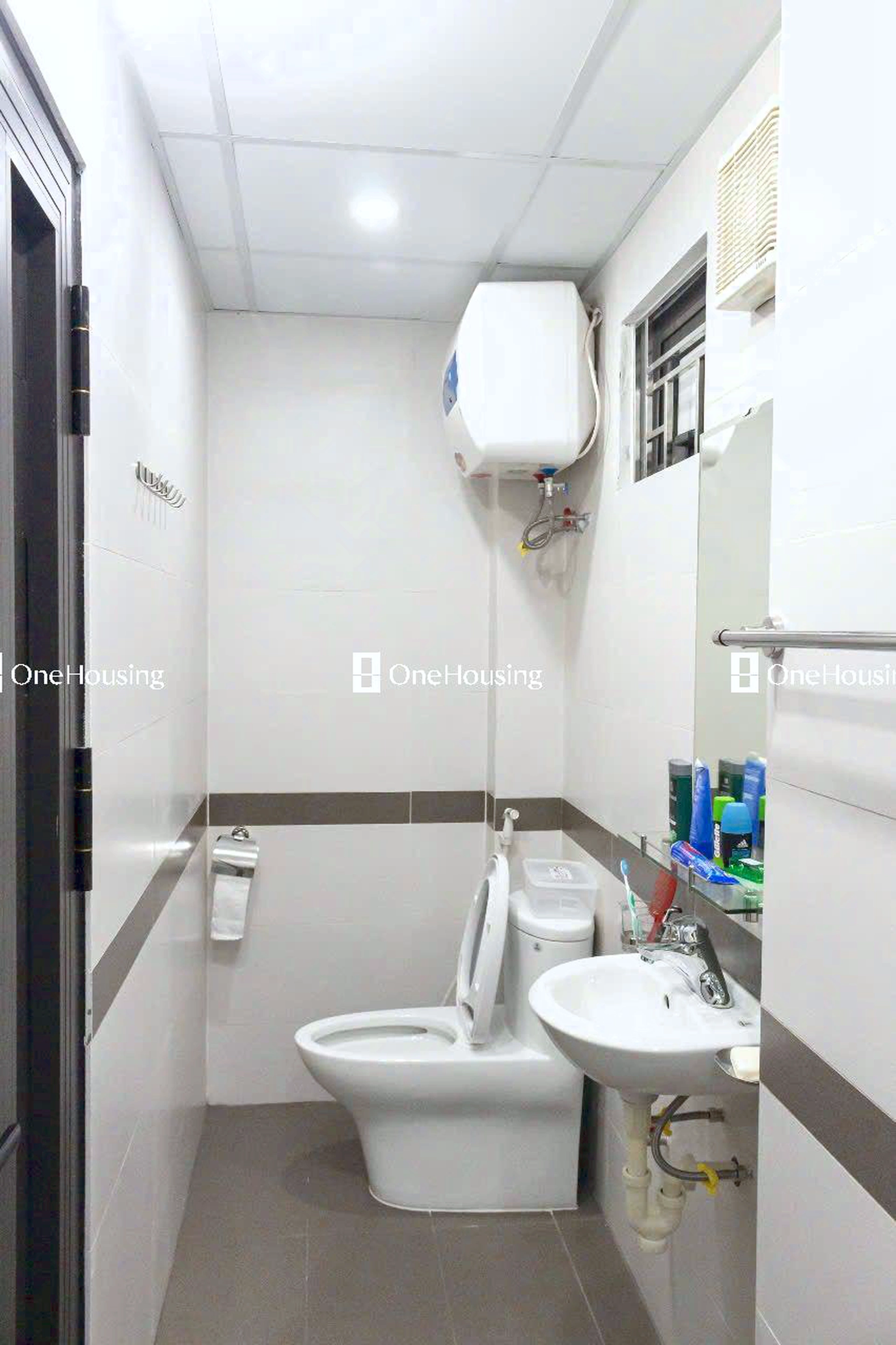 Nhà mặt phố Phạm Văn Đồng, P. Xuân Đỉnh, Q. Bắc Từ Liêm, TP. Hà Nội