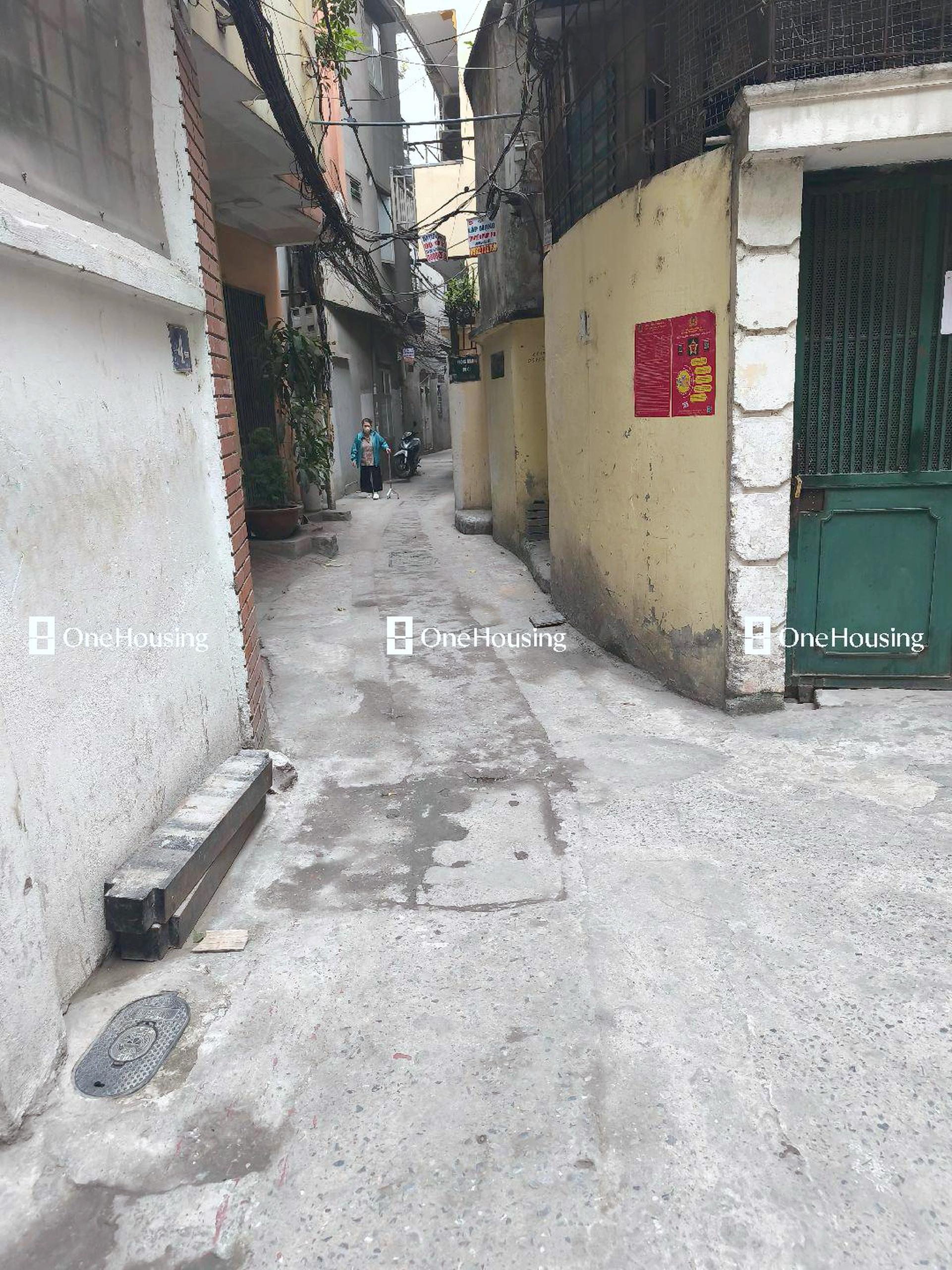 Nhà mặt ngõ cách Pháo Đài Láng 30m, P. Láng Hạ, Q. Đống Đa, TP. Hà Nội