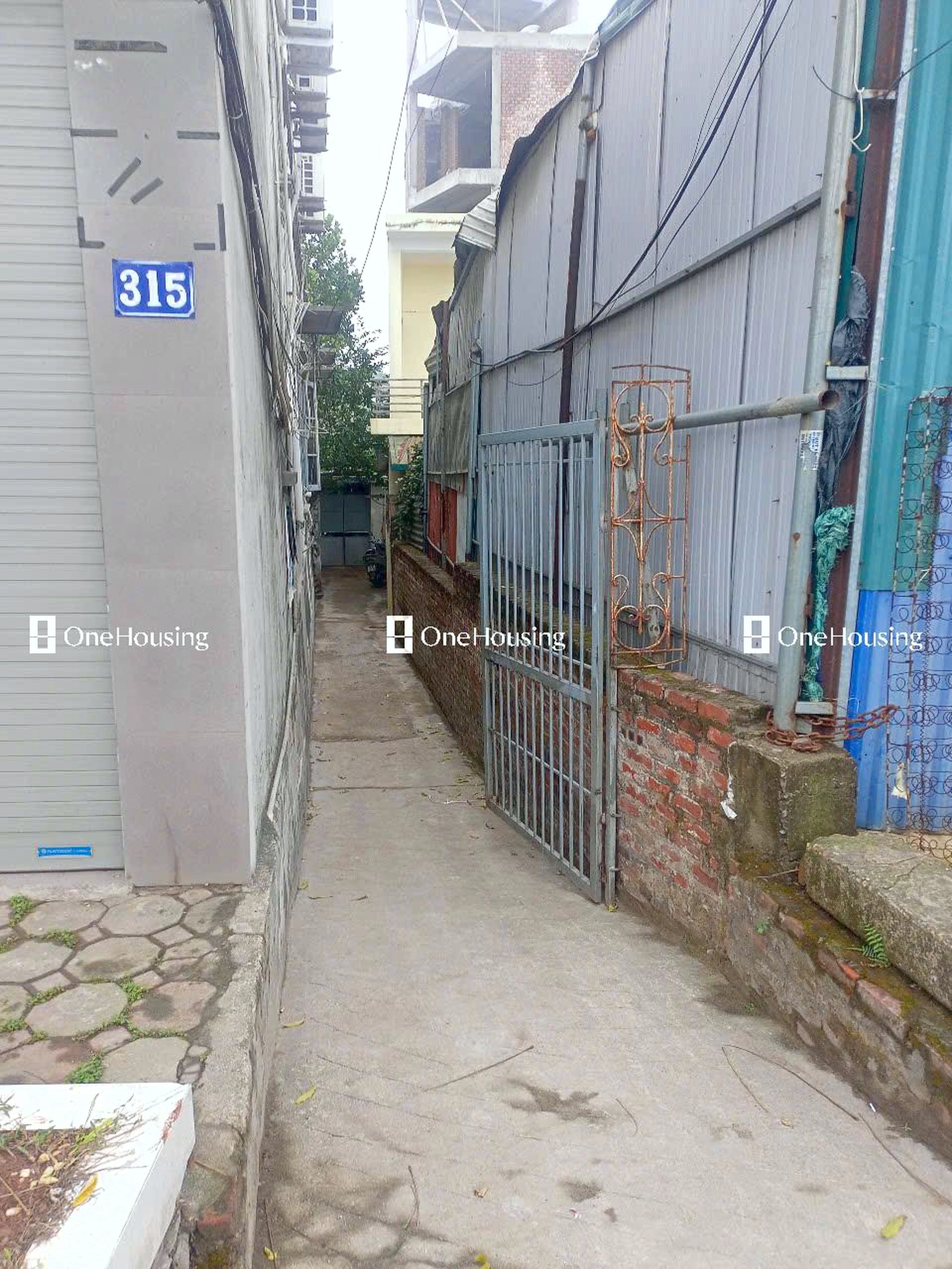 Nhà mặt ngõ cách An Dương Vương (đường gom chân đê) 15m, P. Phú Thượng, Q. Tây Hồ, TP. Hà Nội