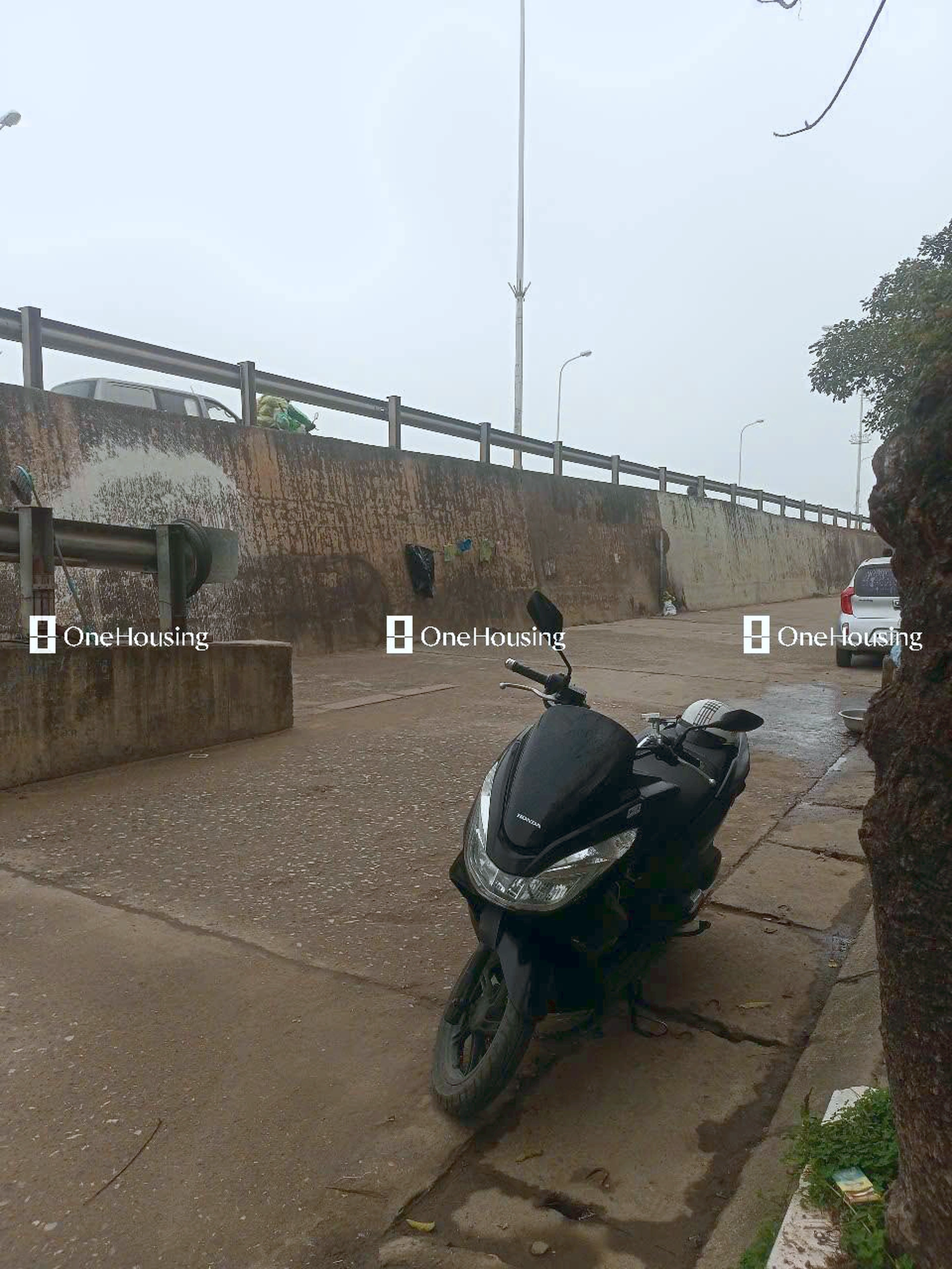 Nhà mặt ngõ cách An Dương Vương (đường gom chân đê) 15m, P. Phú Thượng, Q. Tây Hồ, TP. Hà Nội