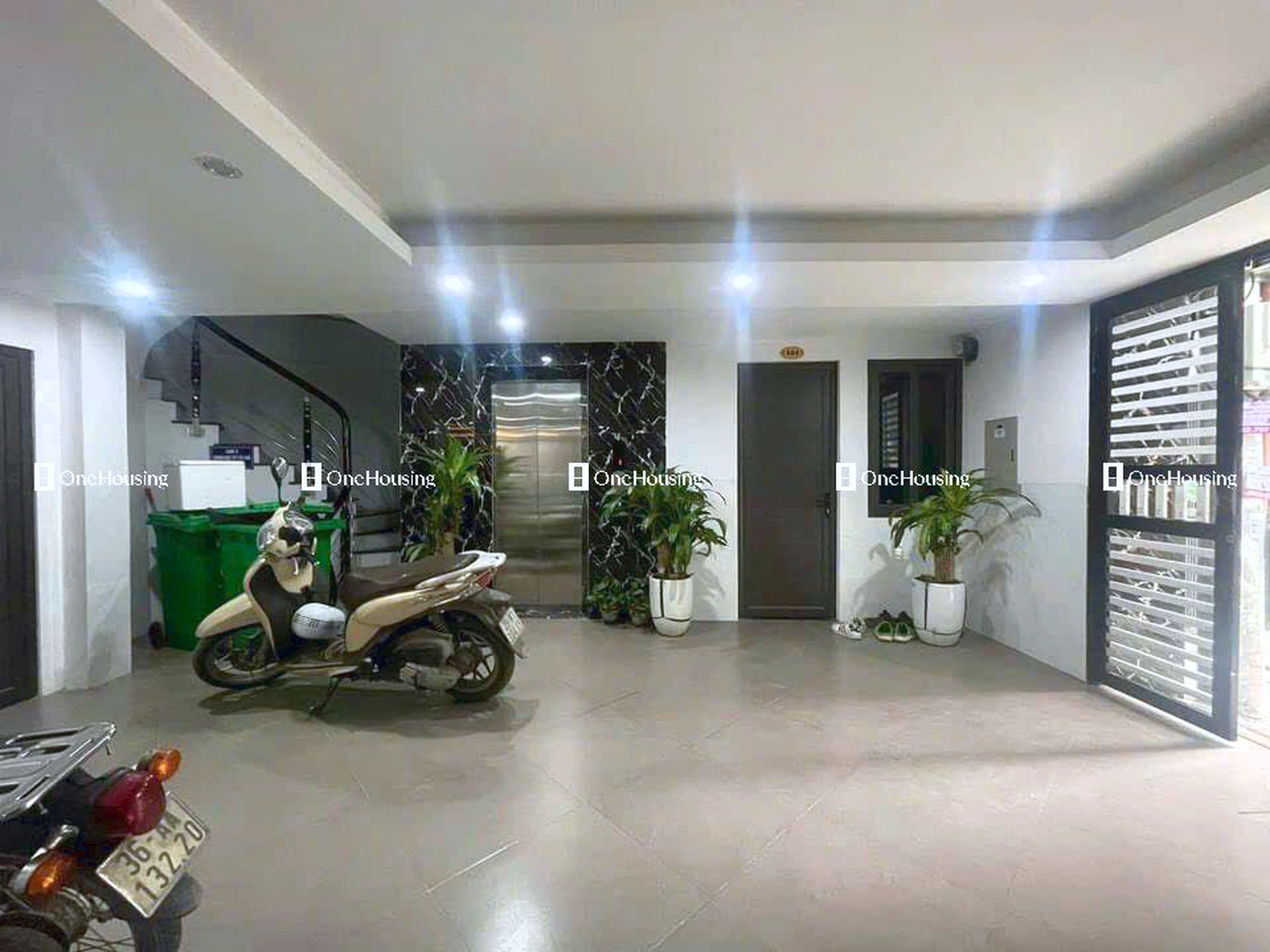 Nhà mặt ngõ cách Cầu Diễn 100m, P. Minh Khai, Q. Bắc Từ Liêm, TP. Hà Nội