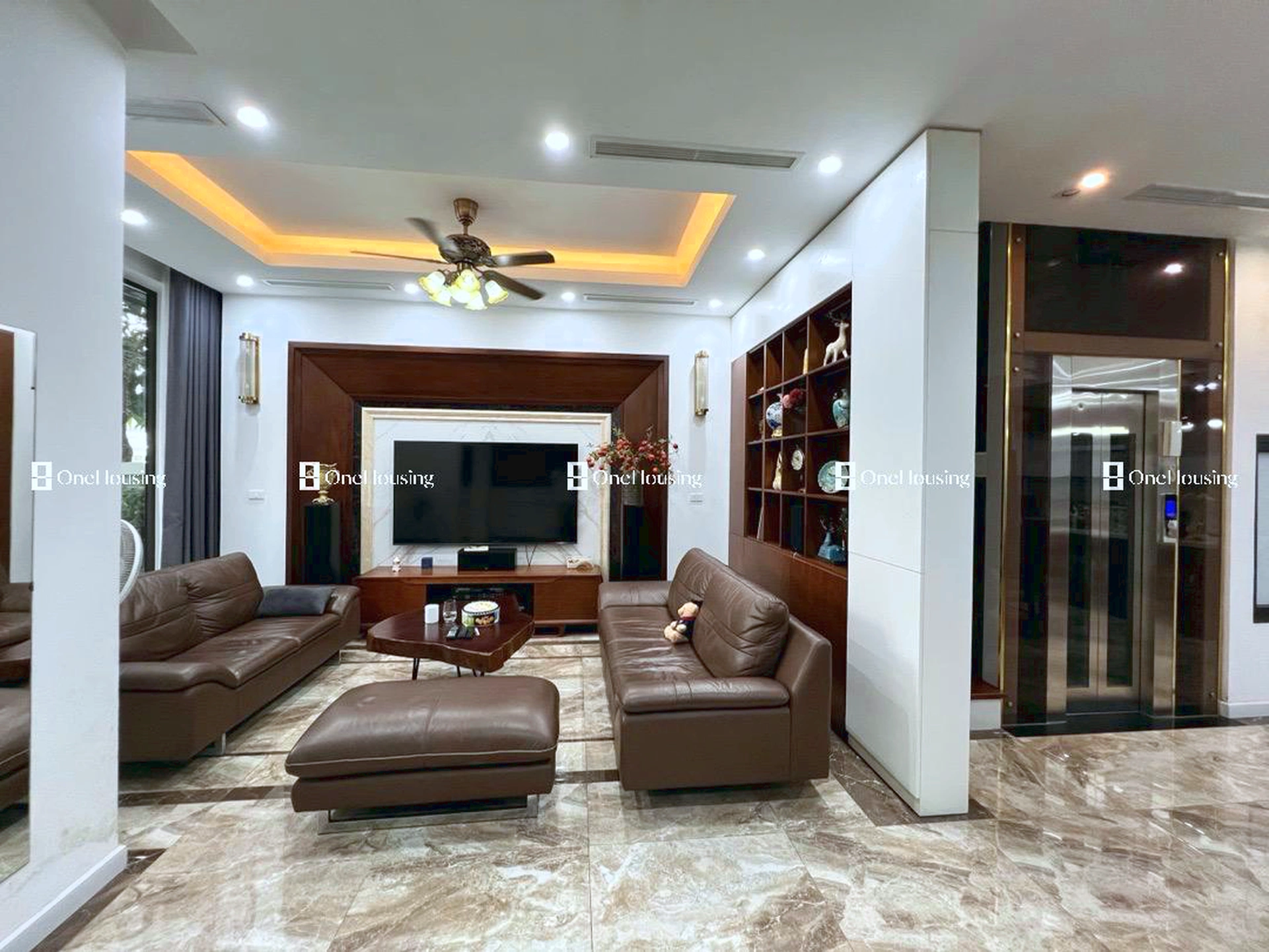 Nhà mặt phố Sao Biển 19, X. Cổ Bi, H. Gia Lâm, TP. Hà Nội