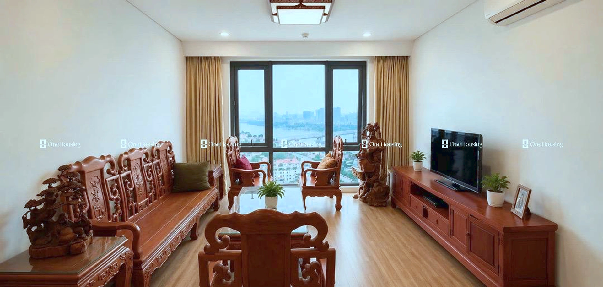 Nhà mặt phố Long Biên 2, P. Ngọc Lâm, Q. Long Biên, TP. Hà Nội