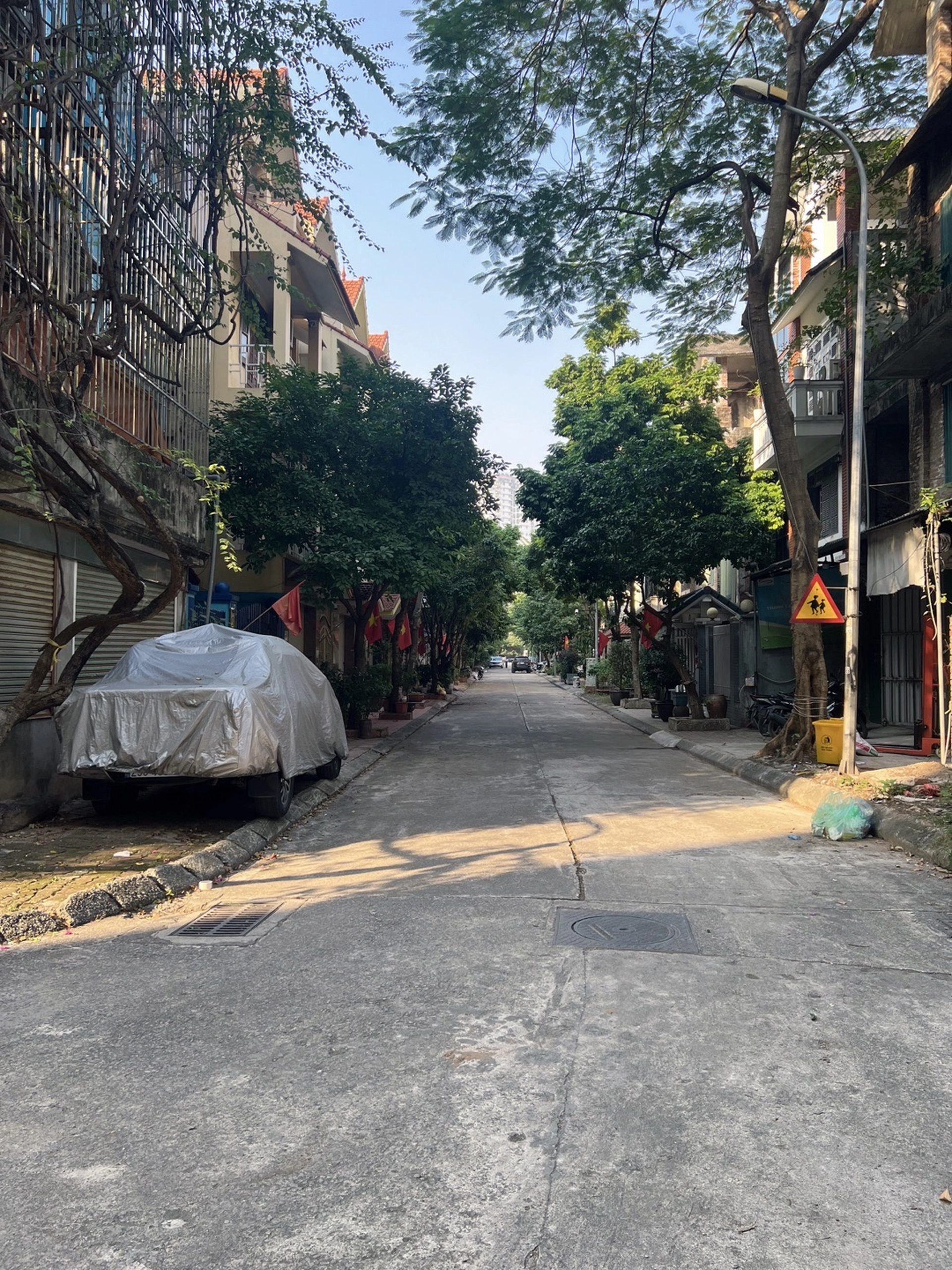 Nhà mặt ngõ cách Tam Trinh 50m, P. Hoàng Văn Thụ, Q. Hoàng Mai, TP. Hà Nội