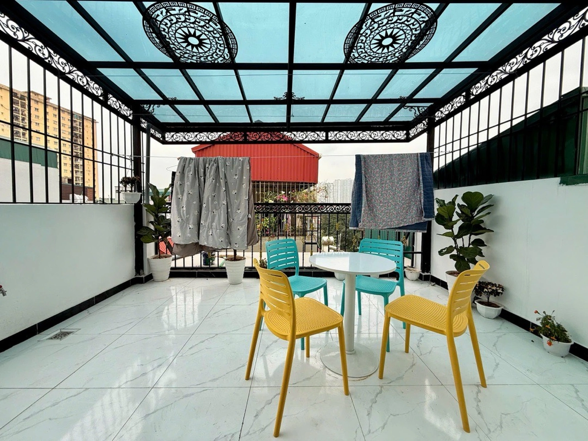 Nhà mặt ngõ cách Nguyễn Ngọc Vũ 50m, P. Trung Hòa, Q. Cầu Giấy, TP. Hà Nội