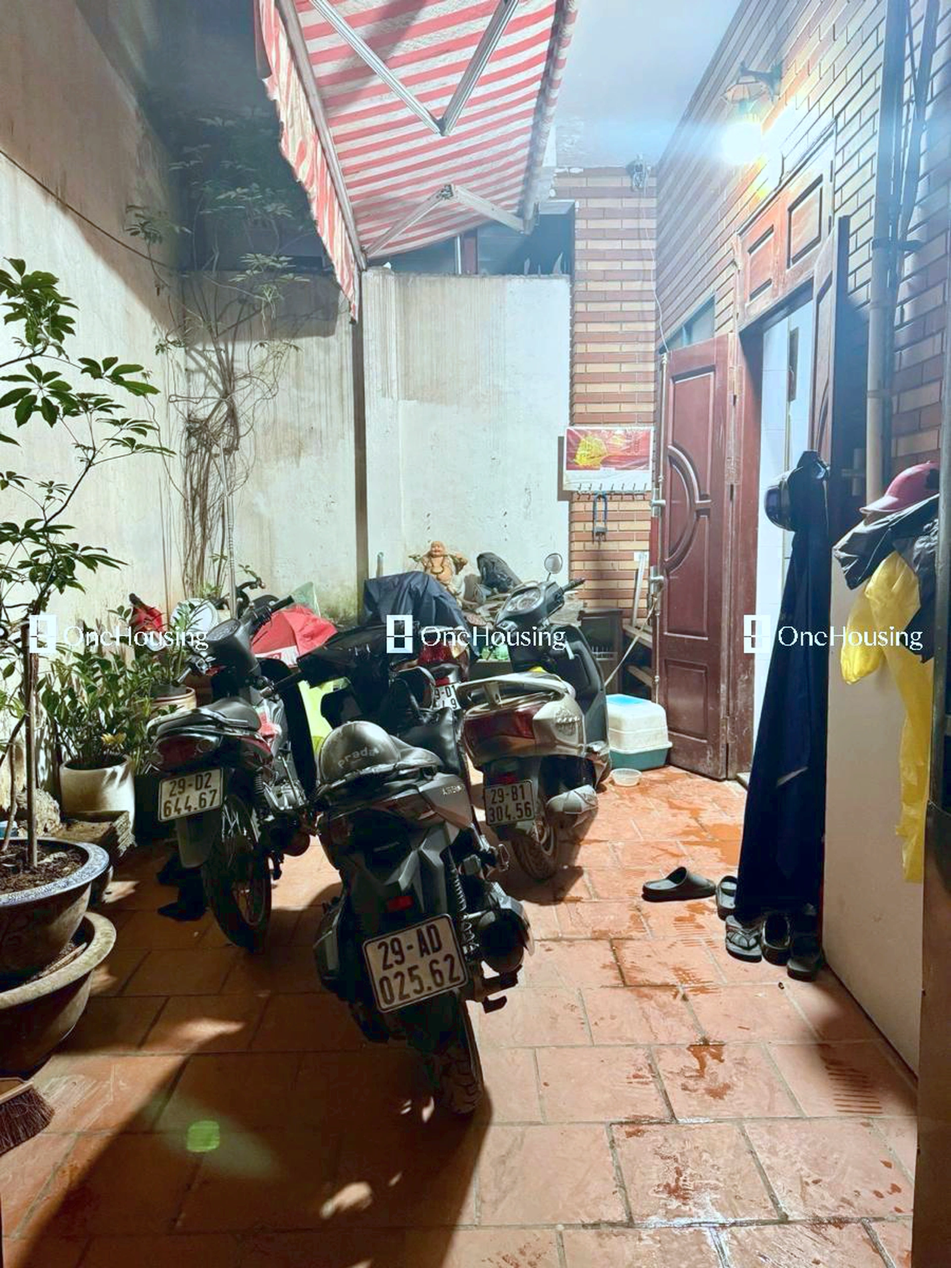 Nhà mặt ngõ cách Hồng Mai 70m, P. Bạch Mai, Q. Hai Bà Trưng, TP. Hà Nội