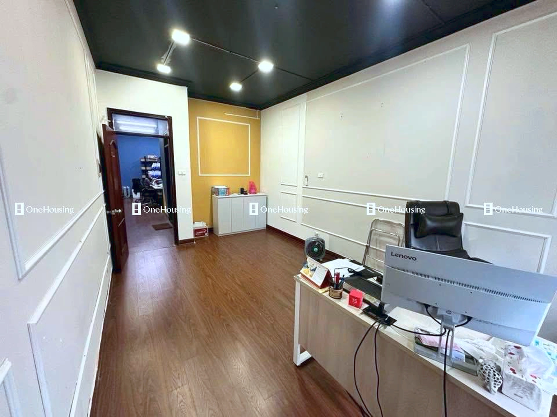 Nhà mặt phố Lê Văn Lương, P. Nhân Chính, Q. Thanh Xuân, TP. Hà Nội