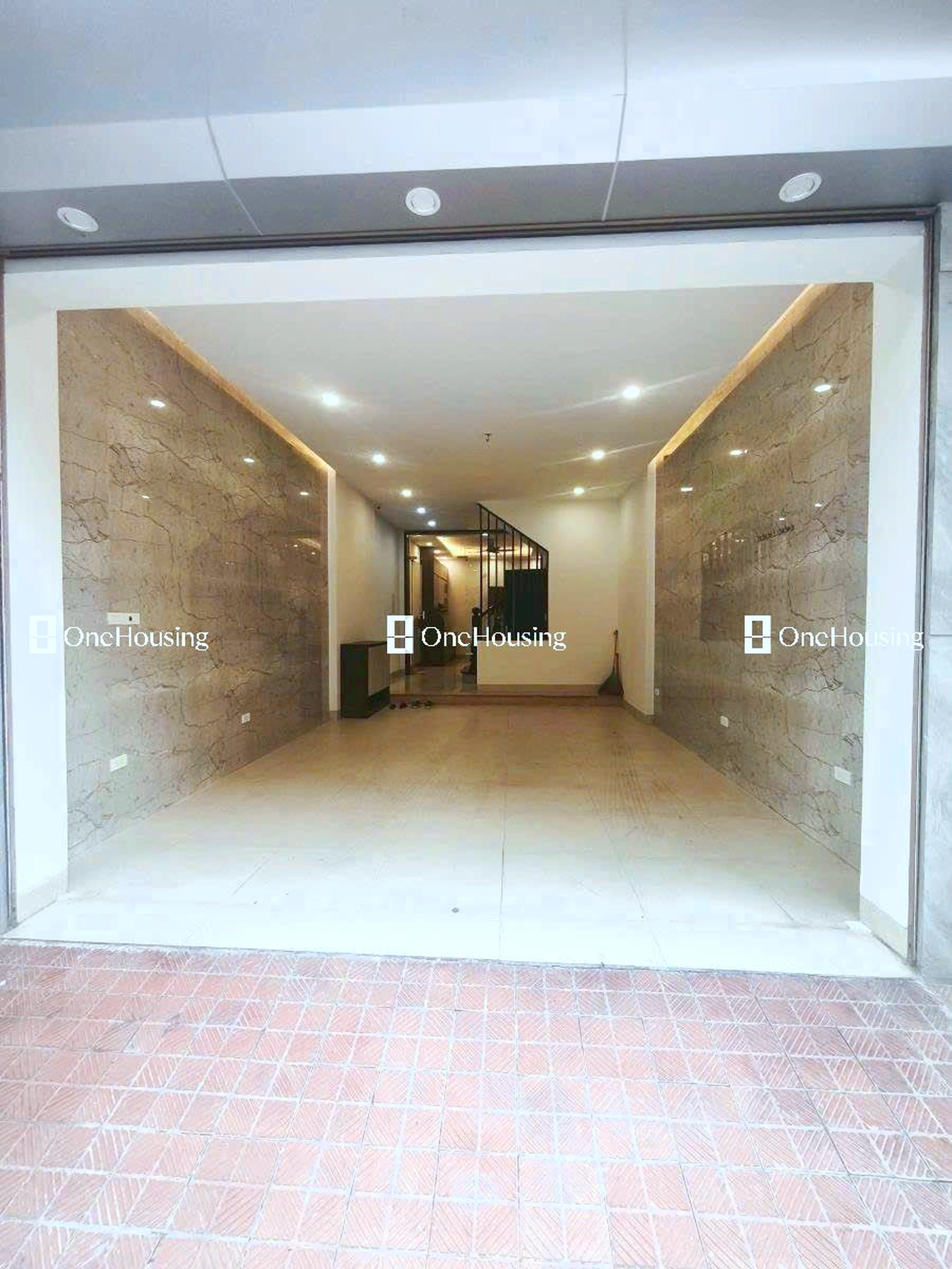 Nhà mặt ngõ cách Nguyễn Văn Linh 100m, P. Phúc Đồng, Q. Long Biên, TP. Hà Nội