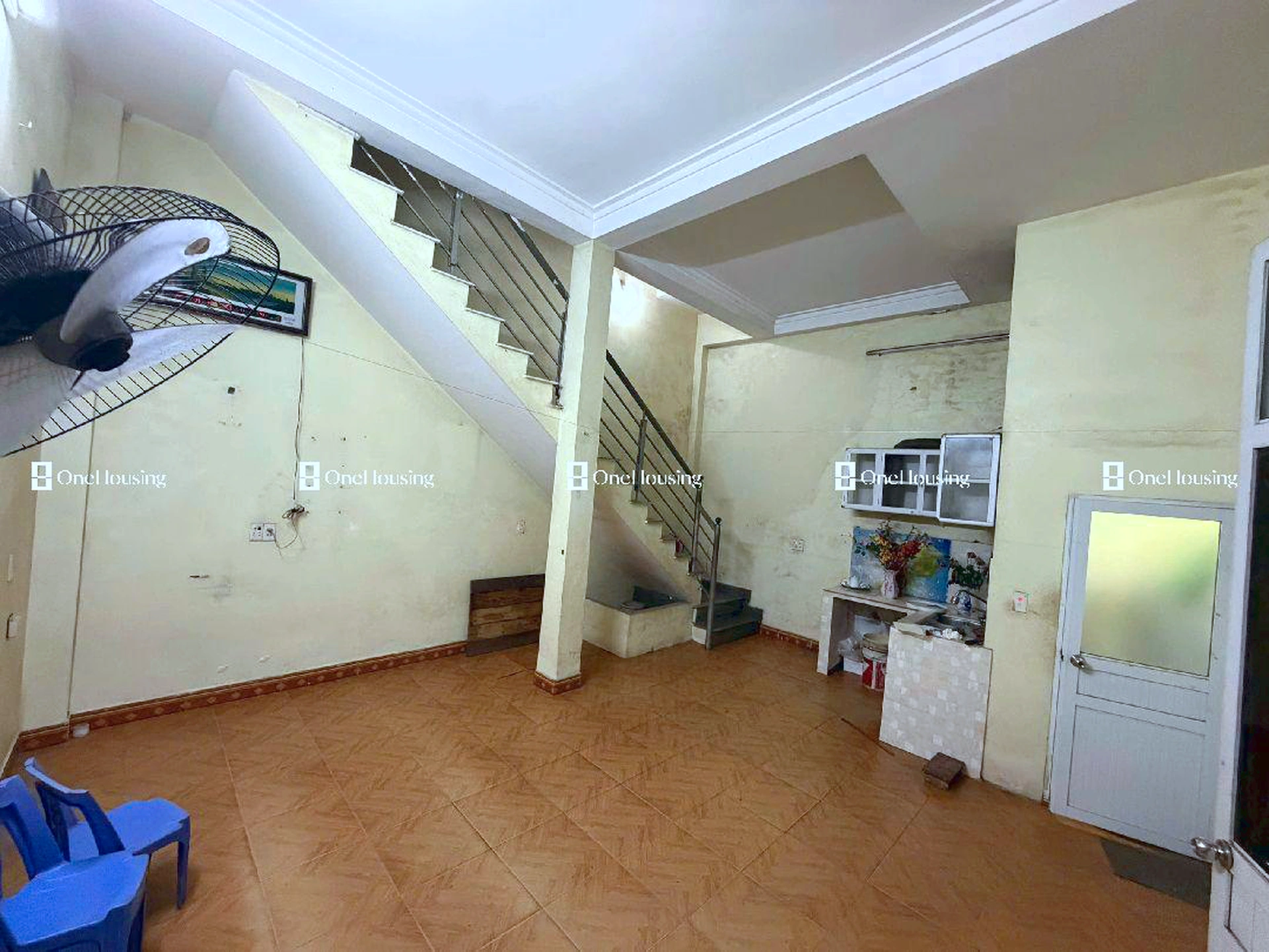 Nhà mặt ngõ cách Nguyễn Văn Linh 100m, P. Thạch Bàn, Q. Long Biên, TP. Hà Nội