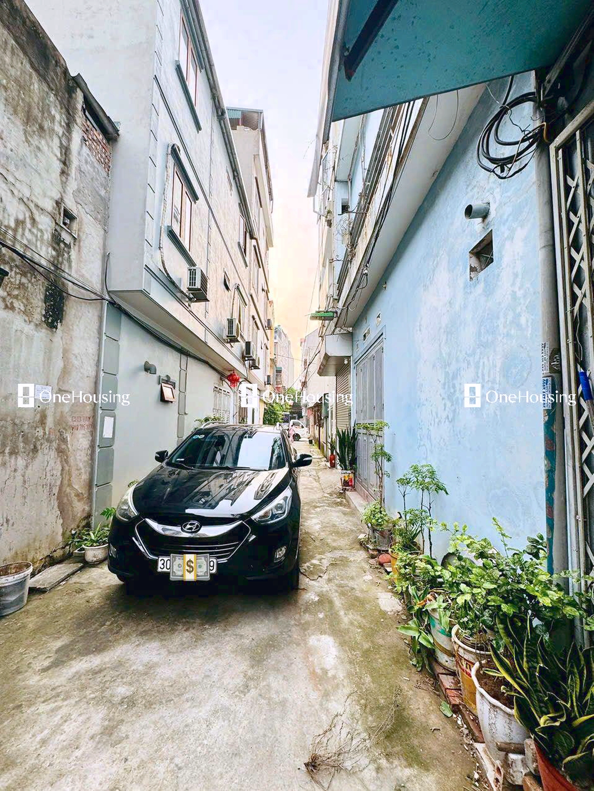 Nhà mặt ngõ cách Nguyễn Văn Linh 100m, P. Thạch Bàn, Q. Long Biên, TP. Hà Nội