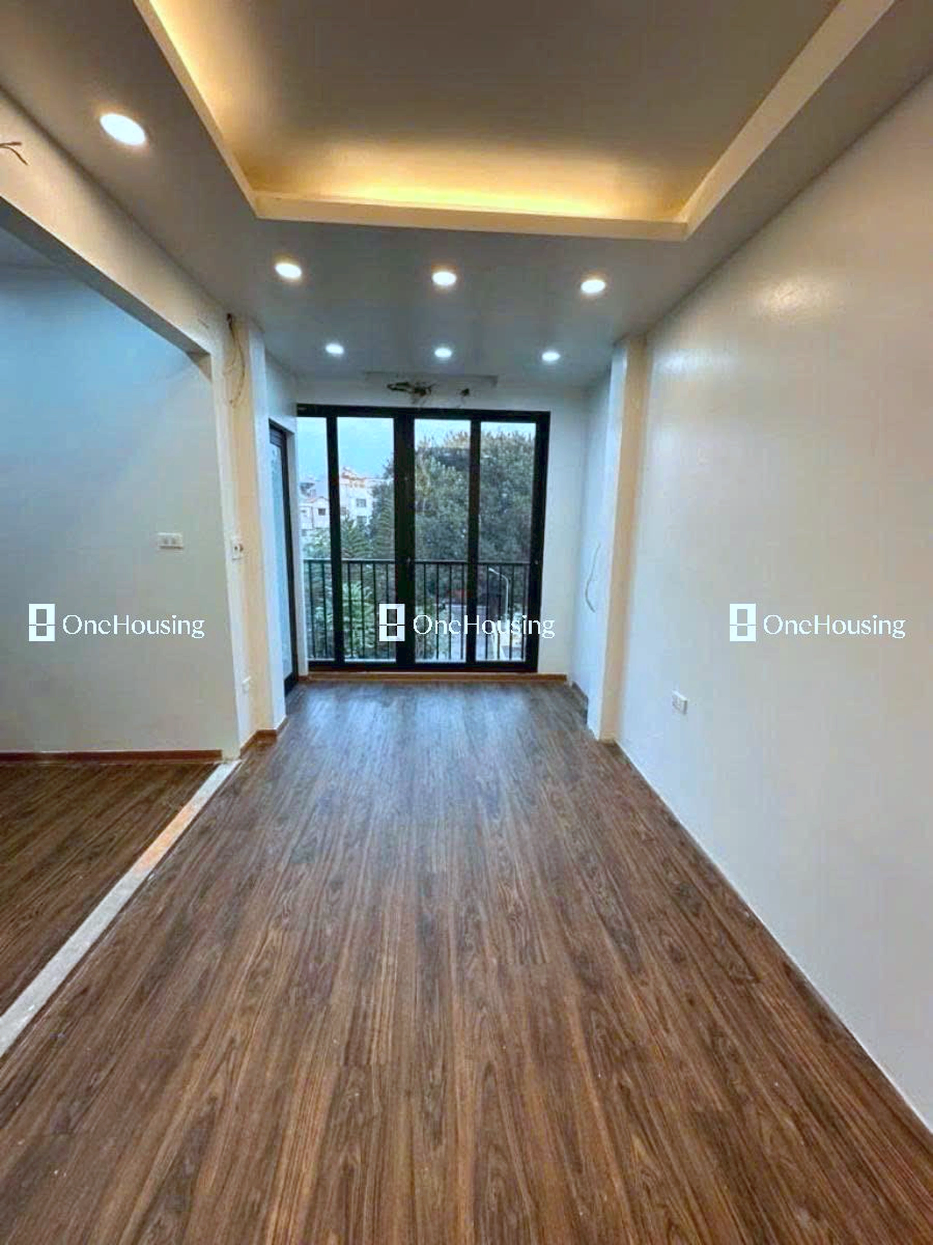 Nhà mặt phố Cù Chính Lan, P. Khương Mai, Q. Thanh Xuân, TP. Hà Nội