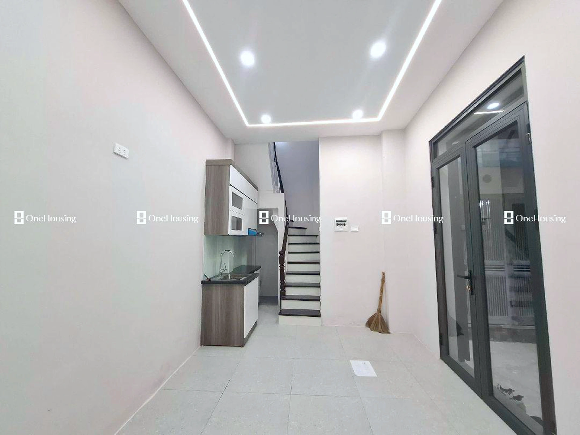 Nhà mặt ngõ cách Phố 8/3 40m, P. Quỳnh Mai, Q. Hai Bà Trưng, TP. Hà Nội