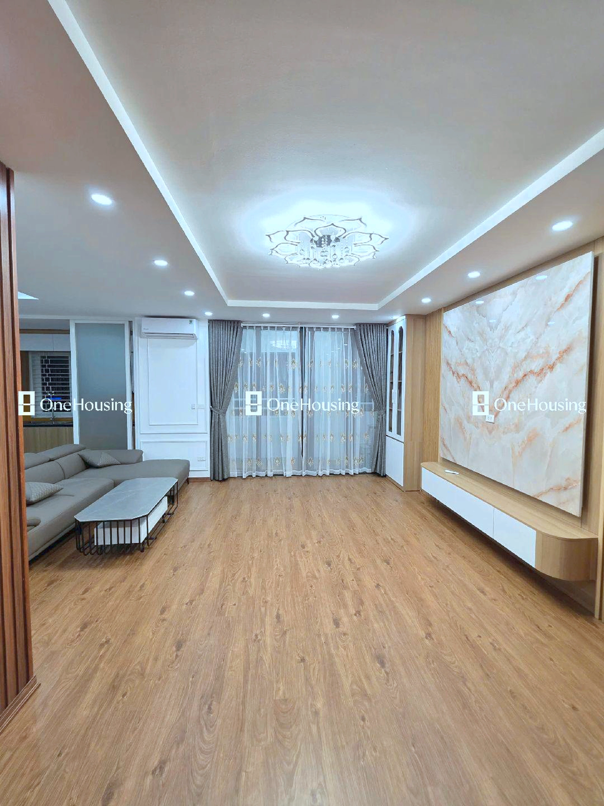 Nhà mặt phố Đường Tố Hữu, P. La Khê, Q. Hà Đông, TP. Hà Nội