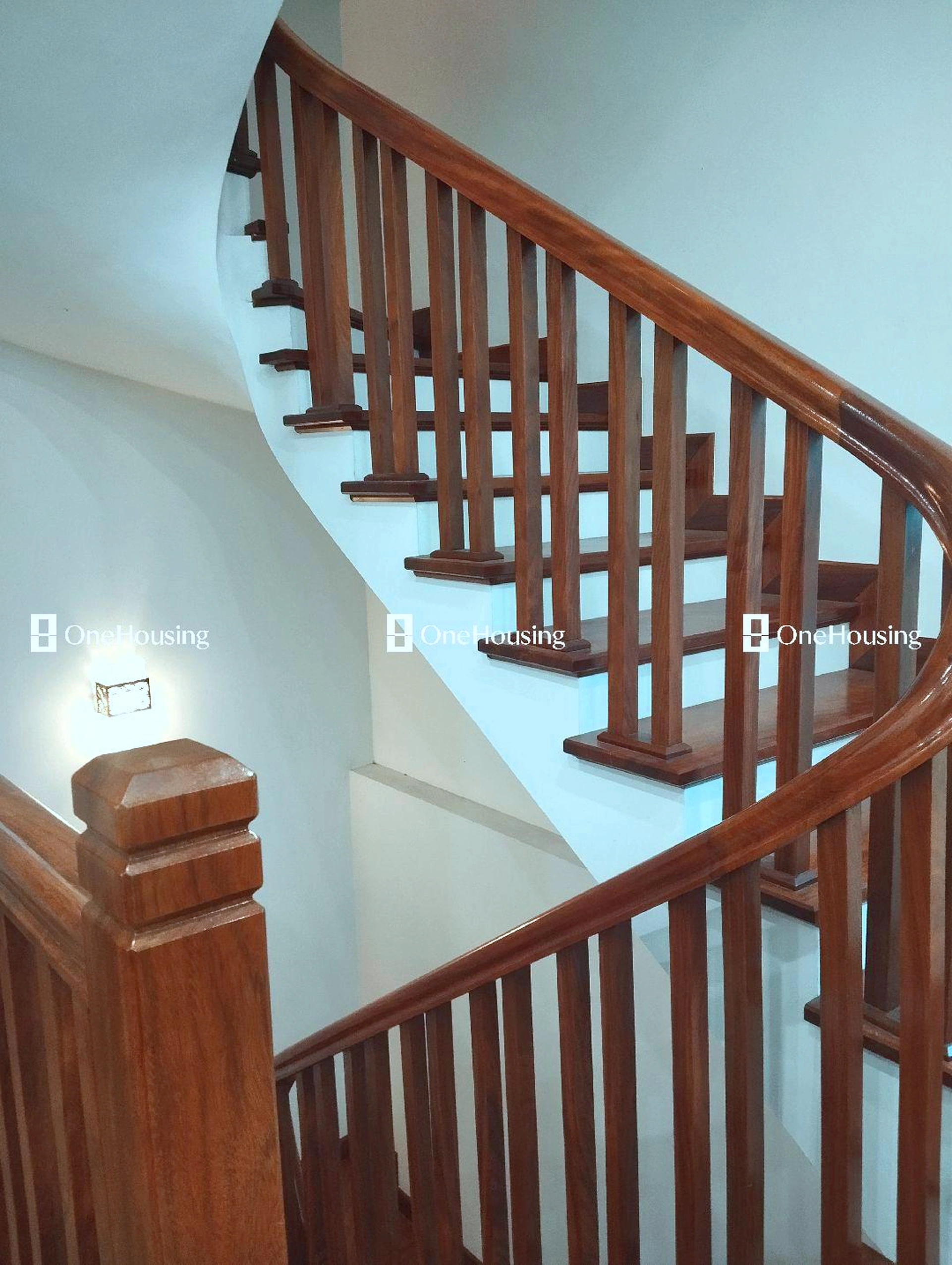 Nhà mặt ngõ cách Hoa Lâm 20m, P. Việt Hưng, Q. Long Biên, TP. Hà Nội