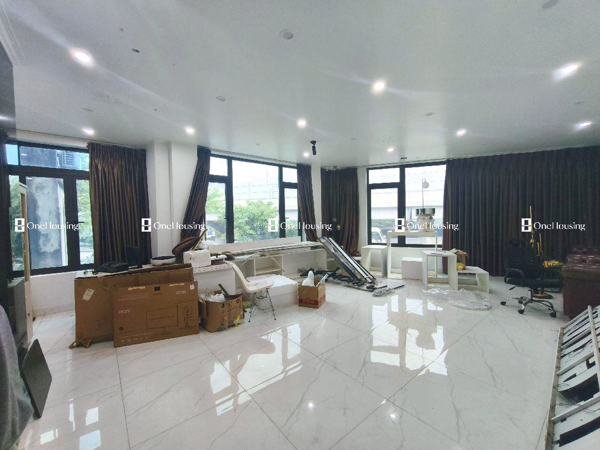 Nhà mặt phố Phạm Văn Đồng, P. Xuân Đỉnh, Q. Bắc Từ Liêm, TP. Hà Nội