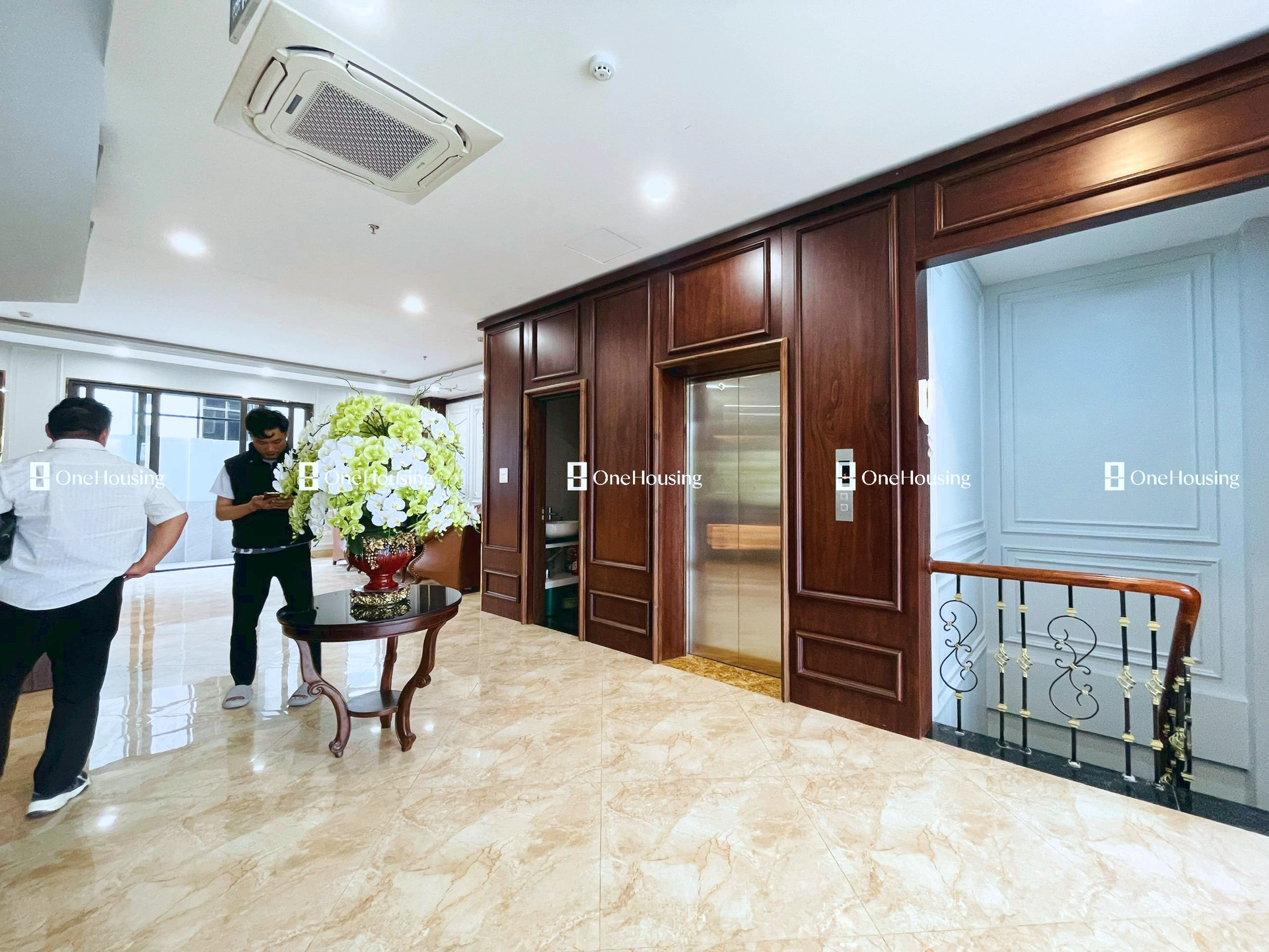 Nhà mặt phố An Dương Vương (đường gom chân đê), P. Phú Thượng, Q. Tây Hồ, TP. Hà Nội