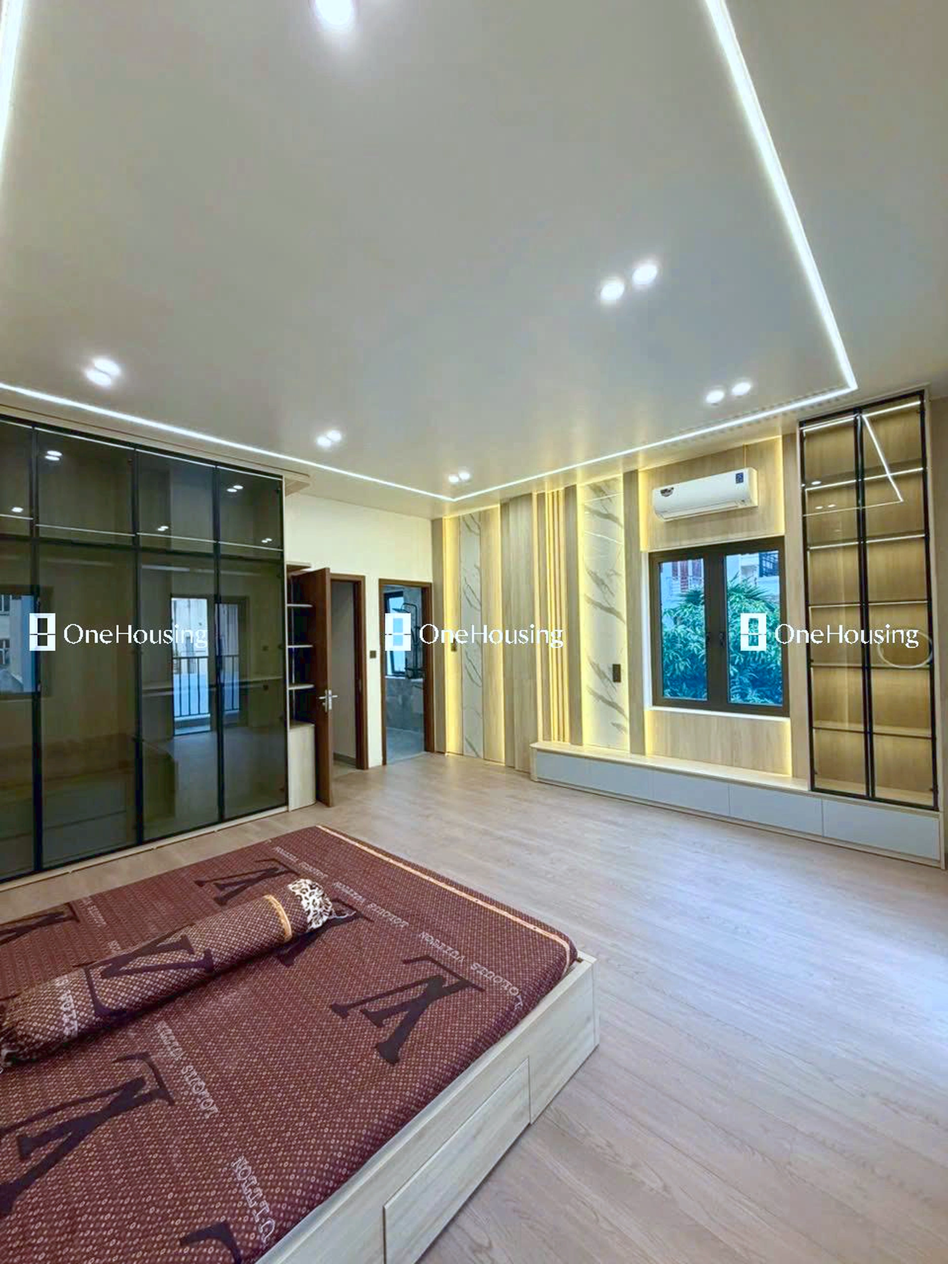 Nhà mặt ngõ cách Nguyễn Văn Cừ 10m, P. Gia Thụy, Q. Long Biên, TP. Hà Nội