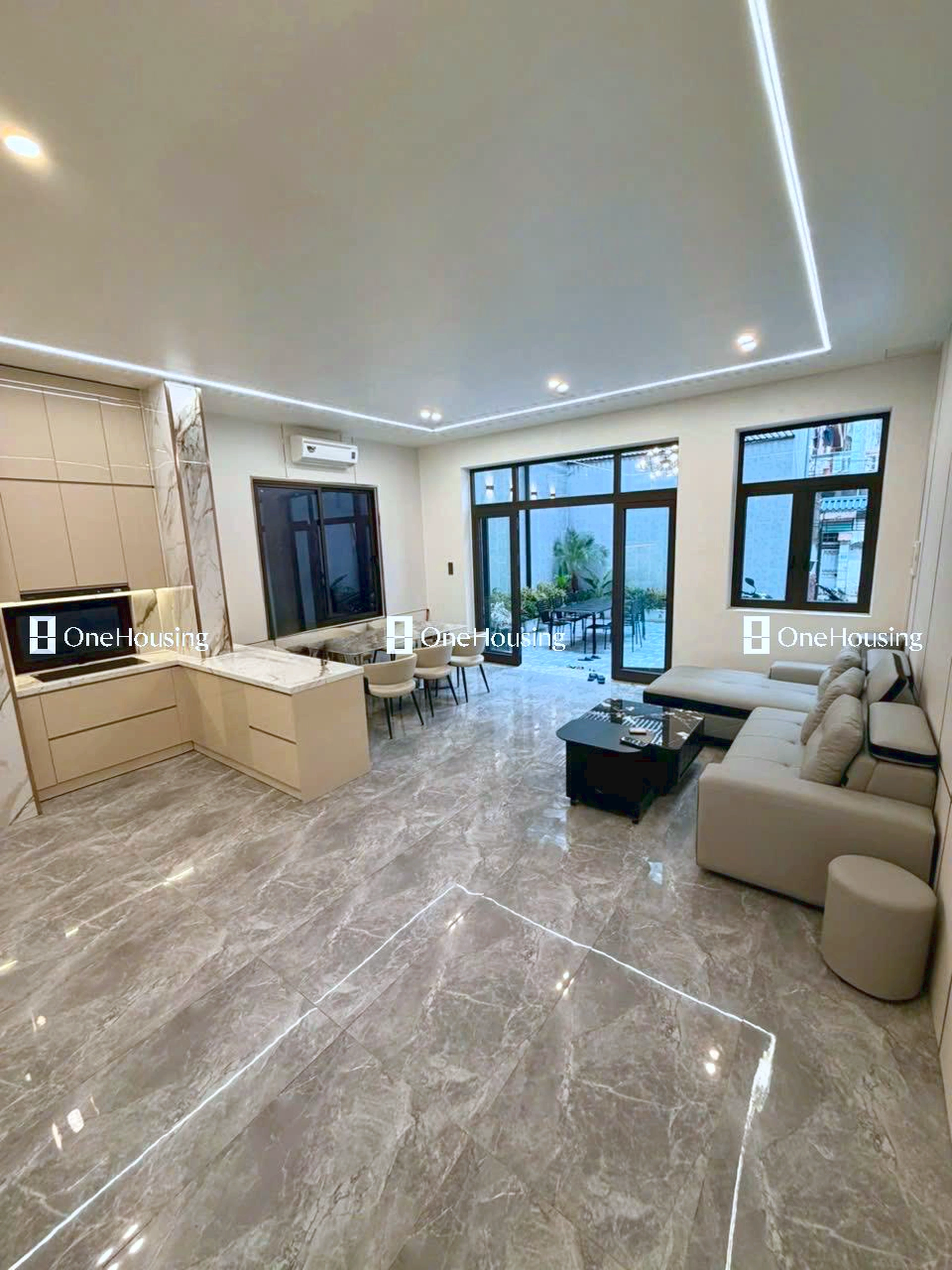 Nhà mặt ngõ cách Nguyễn Văn Cừ 10m, P. Gia Thụy, Q. Long Biên, TP. Hà Nội