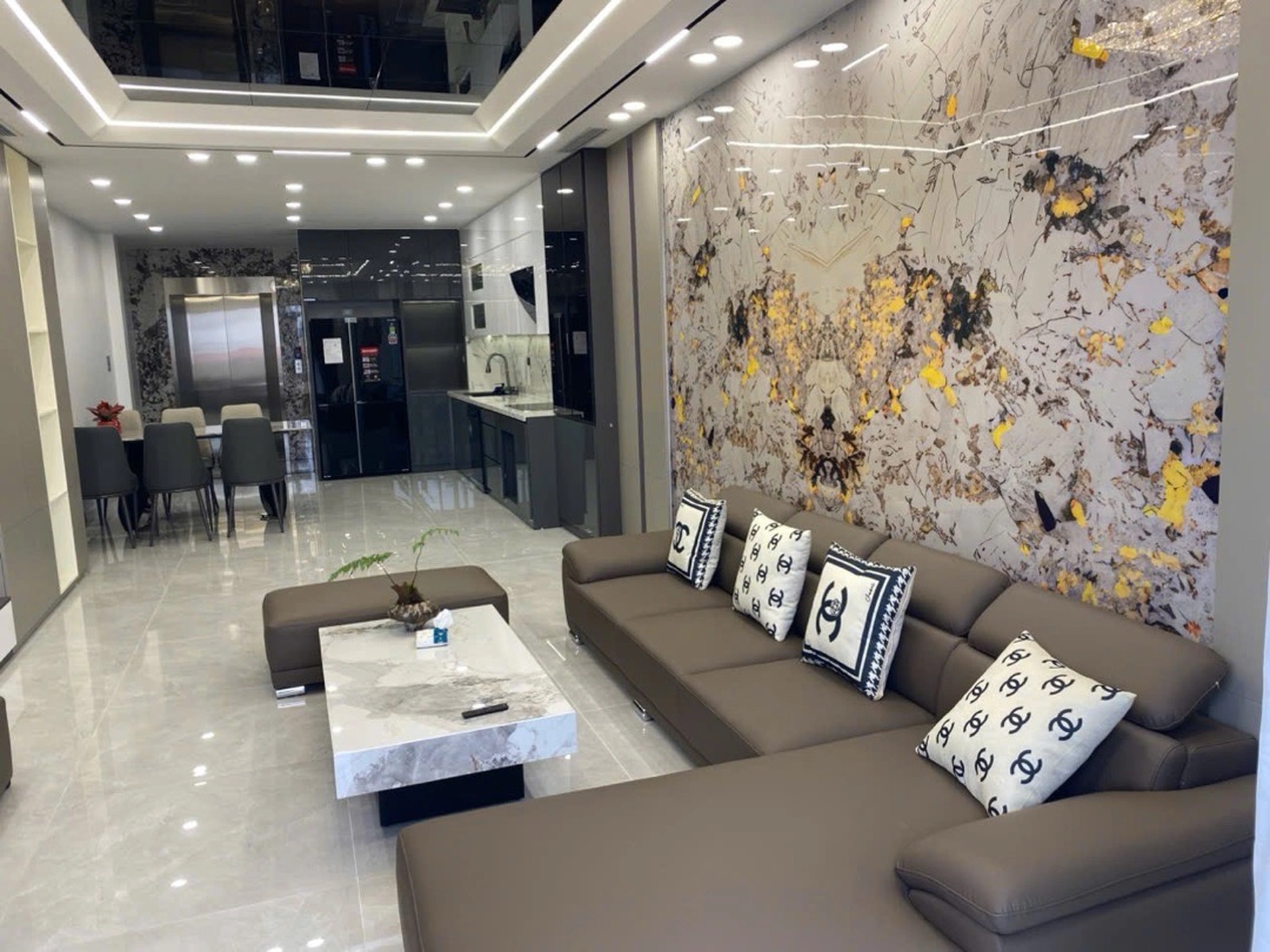 Nhà mặt ngõ cách Bát Khối (Mặt đê sông Hồng) 30m, P. Long Biên, Q. Long Biên, TP. Hà Nội