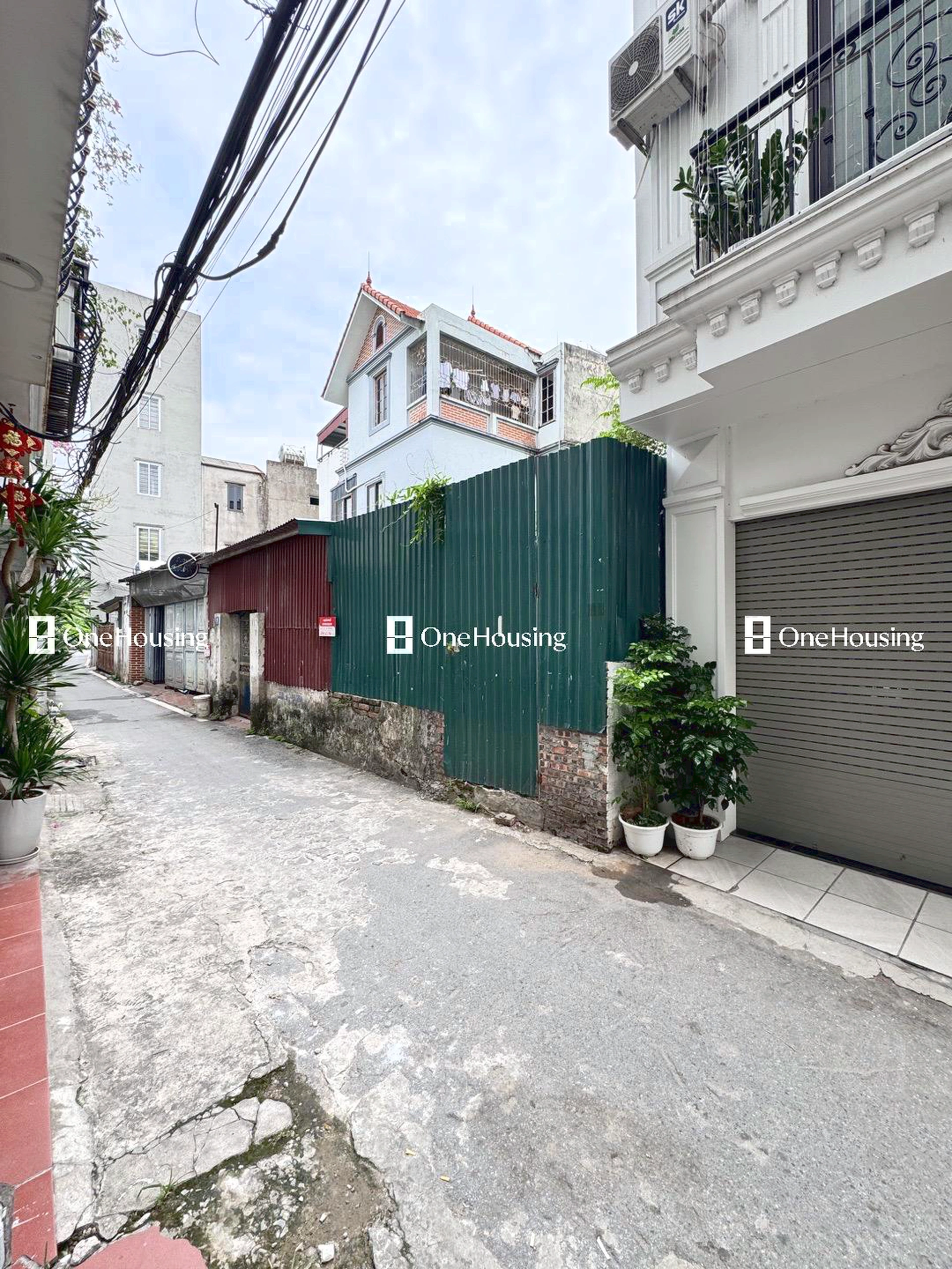 Đất nền cách Bát Khối (Mặt đê sông Hồng) 30m, P. Long Biên, Q. Long Biên, TP. Hà Nội