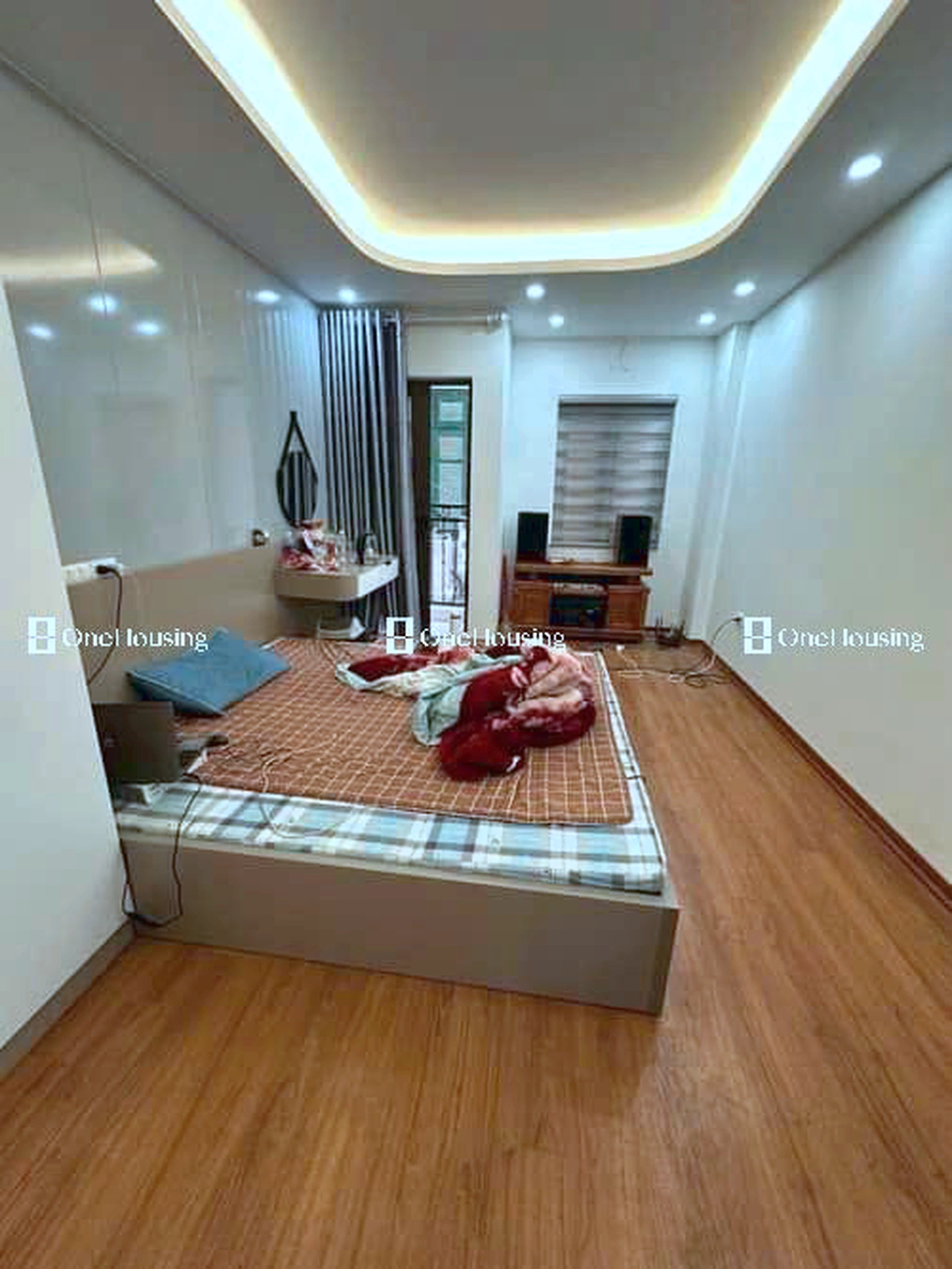 Nhà mặt ngõ cách Dương Quảng Hàm 100m, P. Quan Hoa, Q. Cầu Giấy, TP. Hà Nội