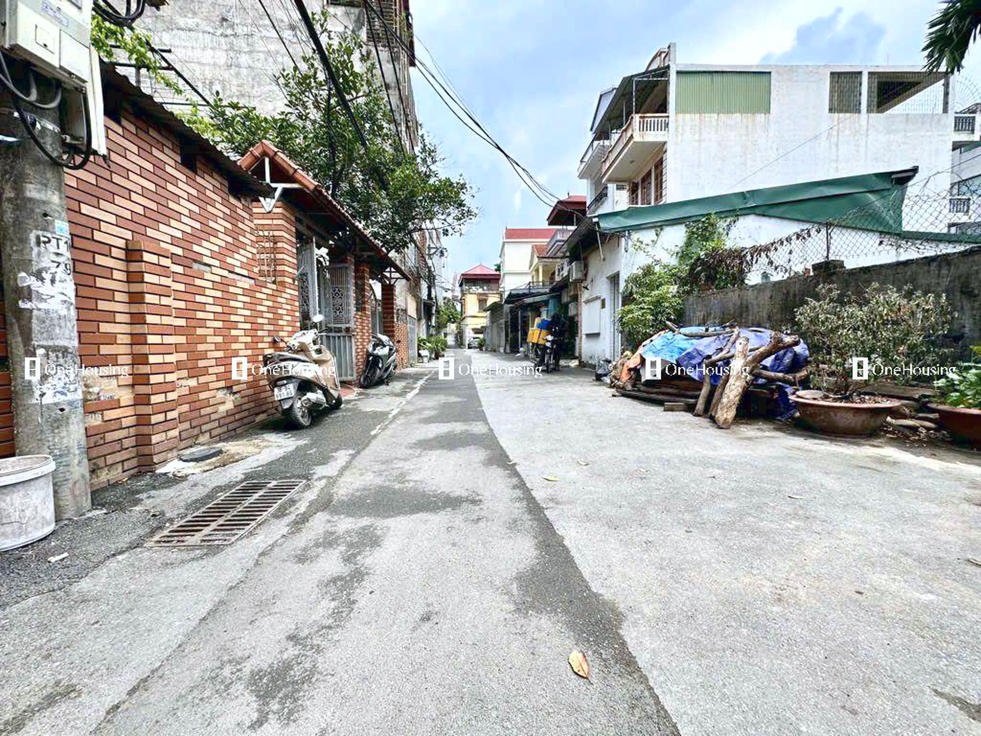Nhà mặt ngõ cách An Dương Vương (đường gom chân đê) 20m, P. Phú Thượng, Q. Tây Hồ, TP. Hà Nội