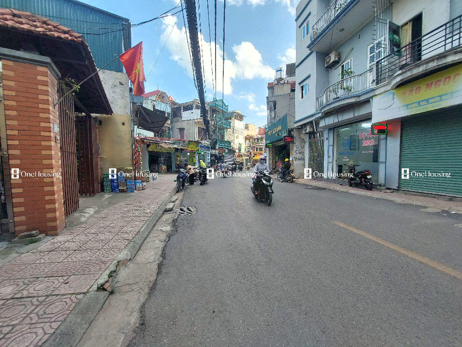 Nhà mặt phố Gia Quất, P. Thượng Thanh, Q. Long Biên, TP. Hà Nội