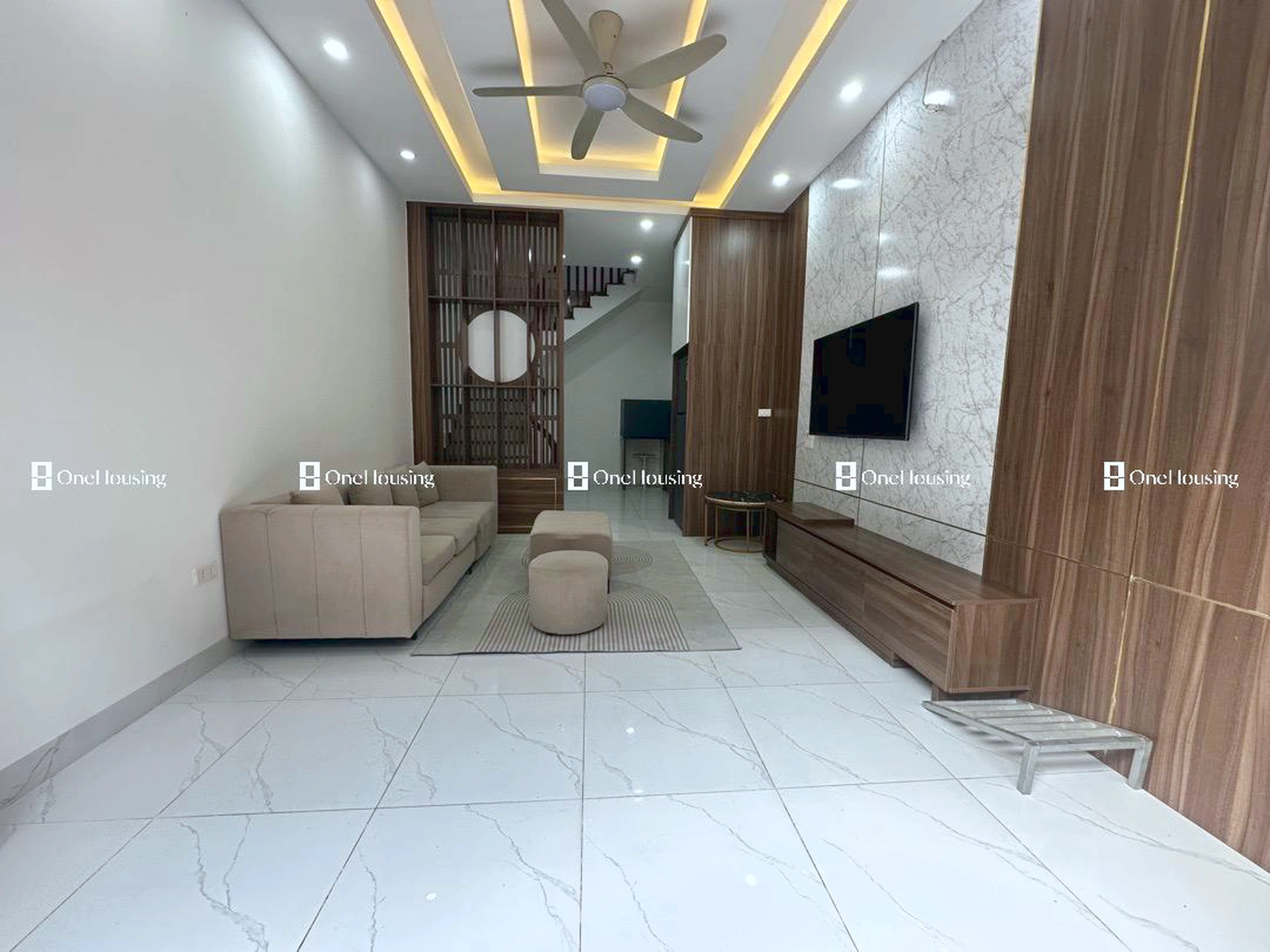 Nhà mặt ngõ cách Hoa Lâm 200m, P. Việt Hưng, Q. Long Biên, TP. Hà Nội