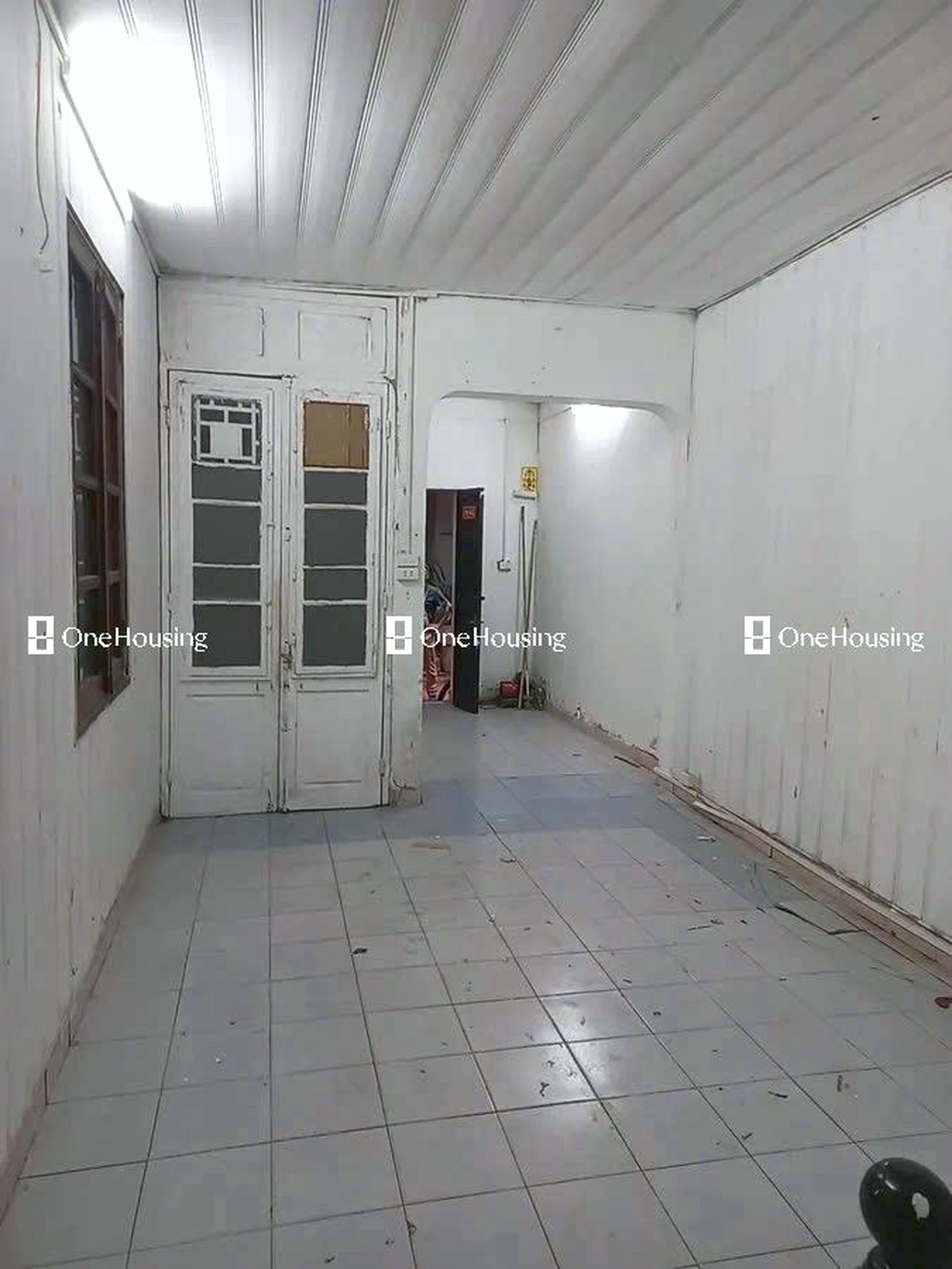 Nhà mặt ngõ cách Bùi Thị Xuân 10m, P. Nguyễn Du, Q. Hai Bà Trưng, TP. Hà Nội