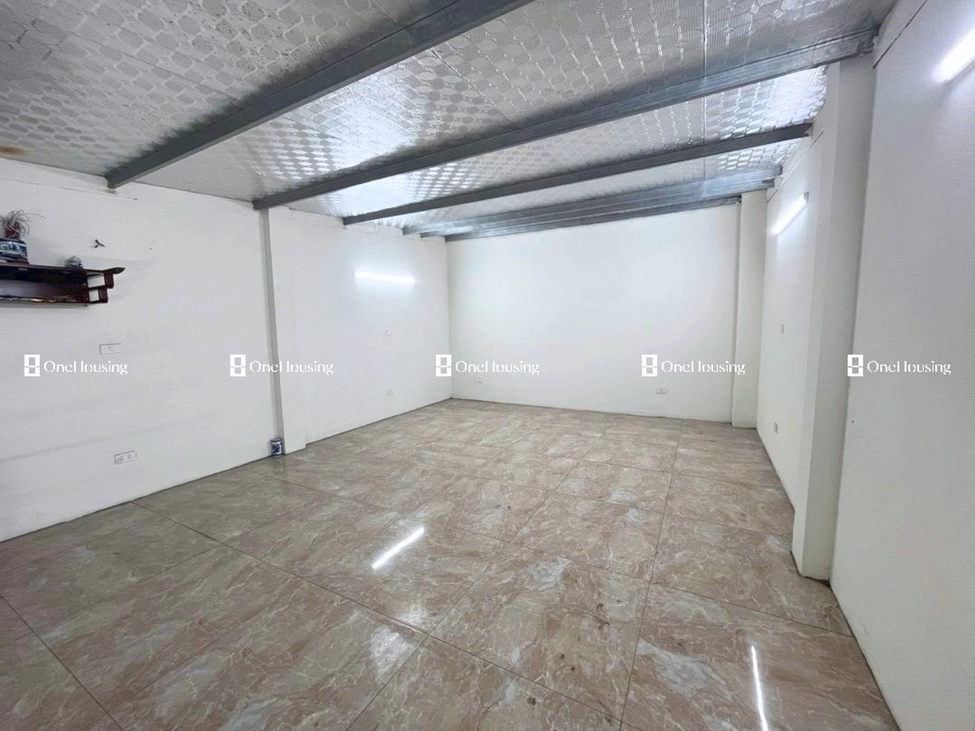 Nhà mặt ngõ cách Đức Giang 50m, P. Việt Hưng, Q. Long Biên, TP. Hà Nội