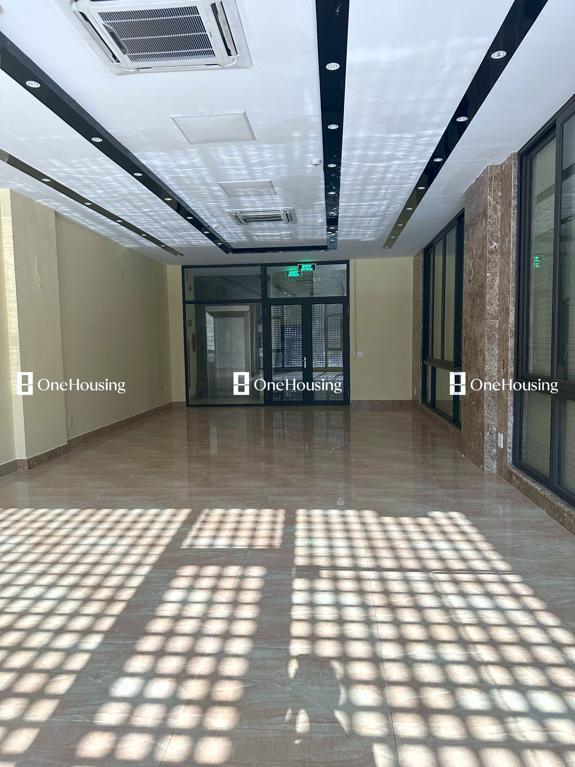 Nhà mặt phố Khuất Duy Tiến, P. Nhân Chính, Q. Thanh Xuân, TP. Hà Nội