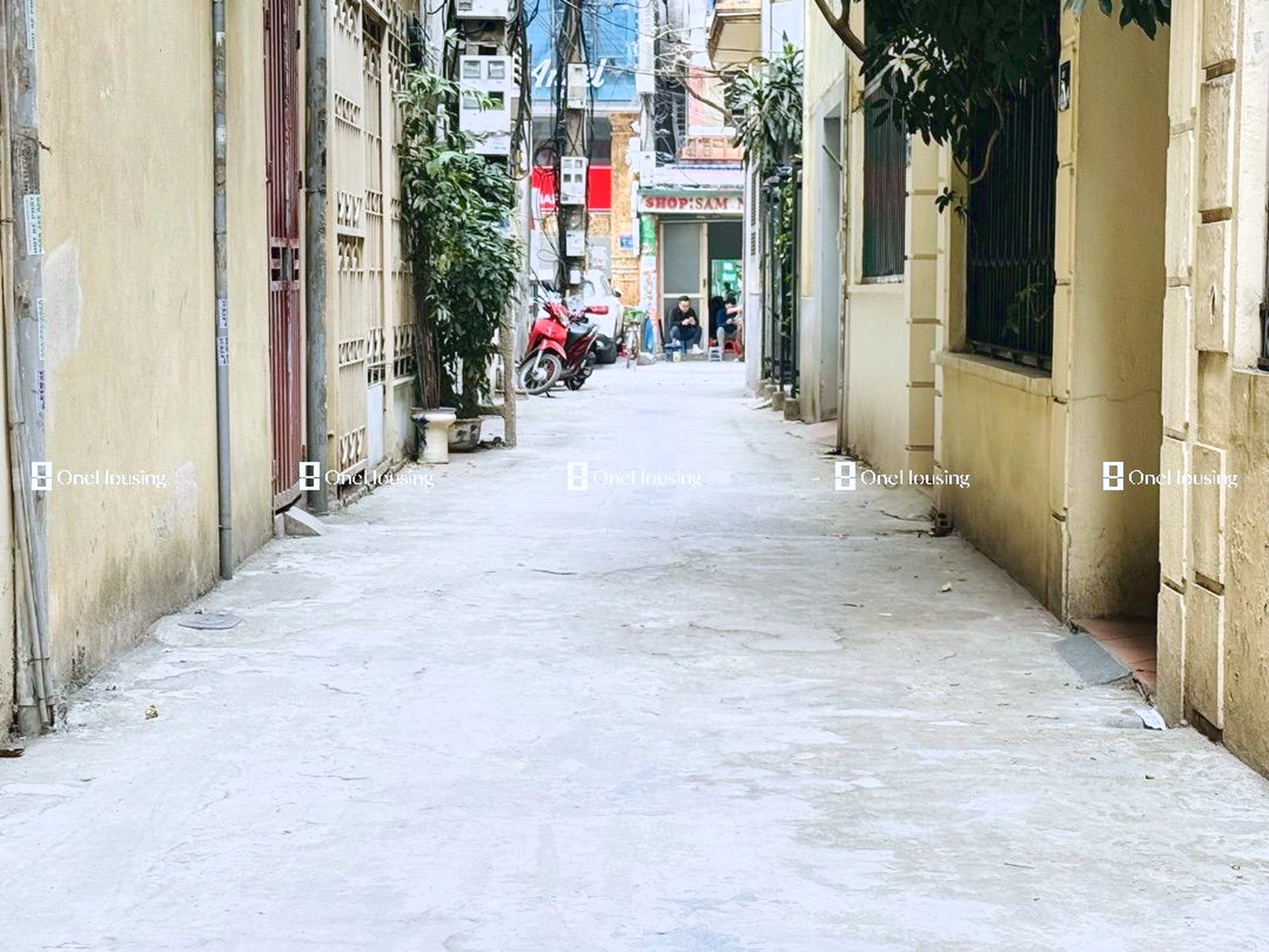 Nhà mặt ngõ cách Hoàng Quốc Việt 70m, P. Nghĩa Đô, Q. Cầu Giấy, TP. Hà Nội