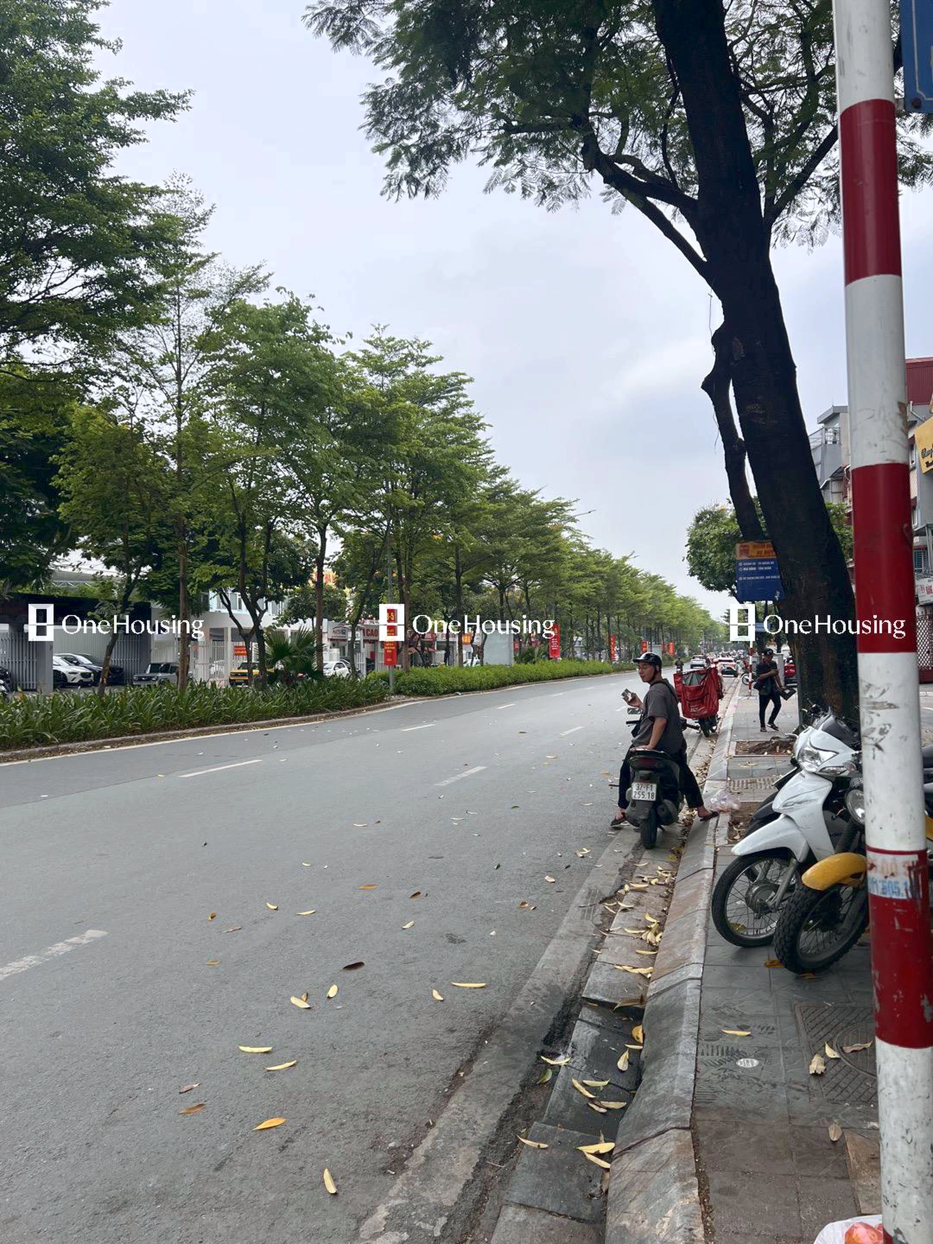 Nhà mặt ngõ cách Nguyễn Khánh Toàn 30m, P. Nghĩa Đô, Q. Cầu Giấy, TP. Hà Nội