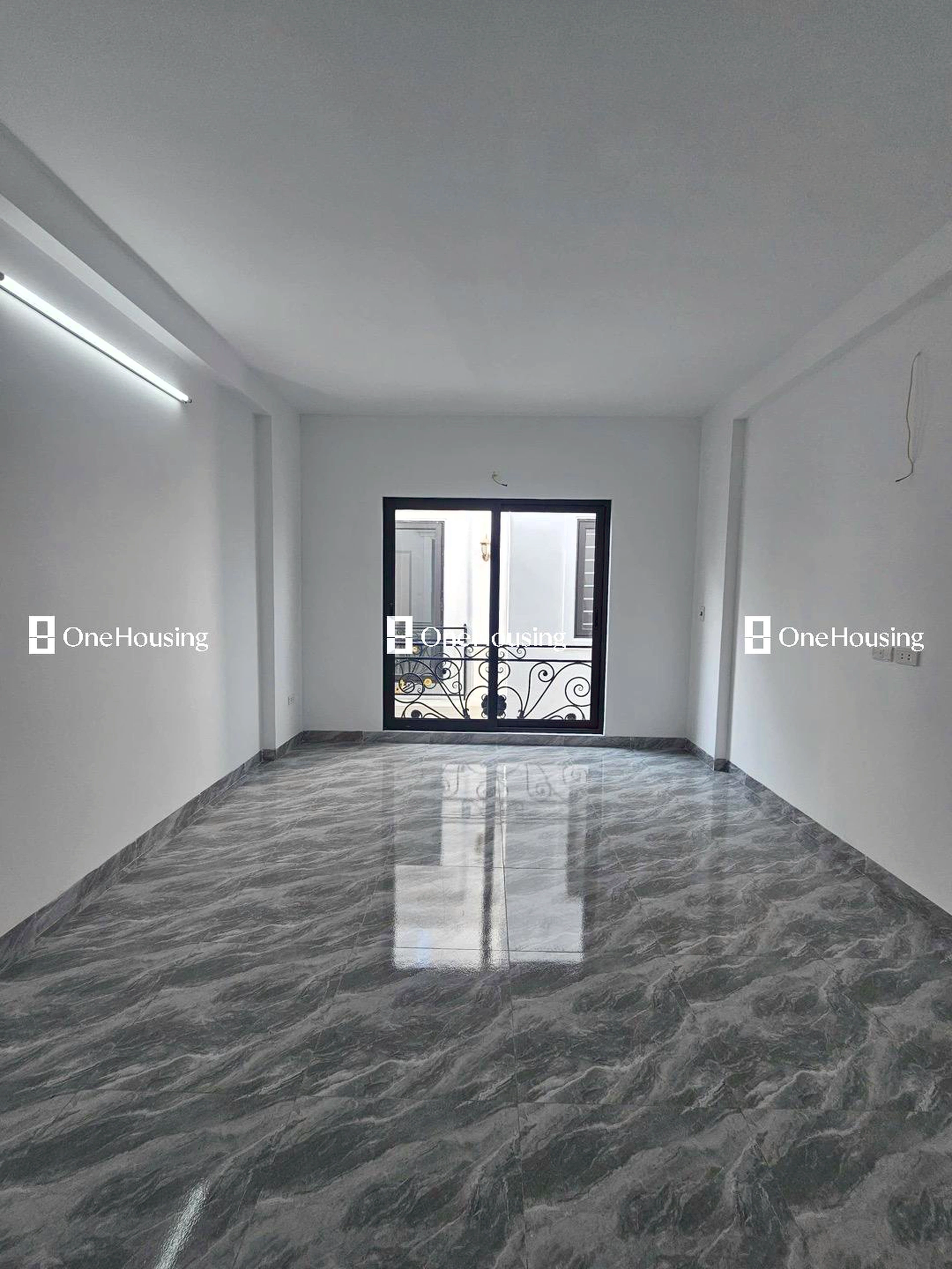 Nhà mặt ngõ cách Việt Hưng 60m, P. Việt Hưng, Q. Long Biên, TP. Hà Nội