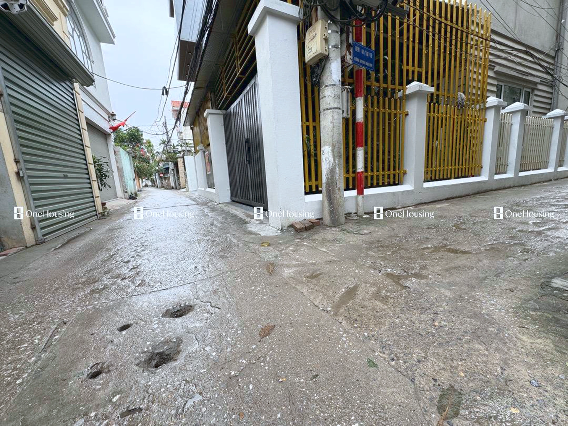 Nhà mặt ngõ cách Nguyễn Văn Linh 80m, P. Thạch Bàn, Q. Long Biên, TP. Hà Nội